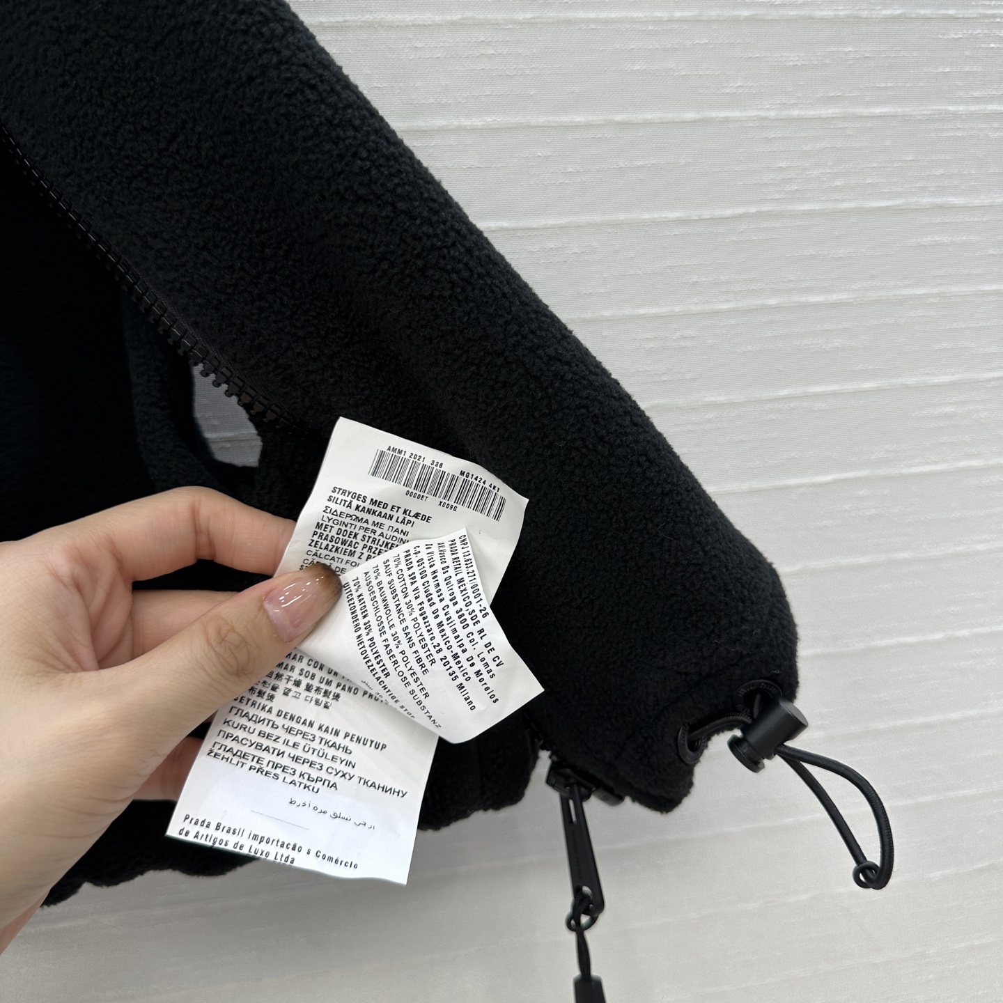 强烈推荐❤️miu系运动少女风穿搭 摇粒绒短款立领小马甲！刺绣字母logo低调奢华！经典抽绳腰设计H版型