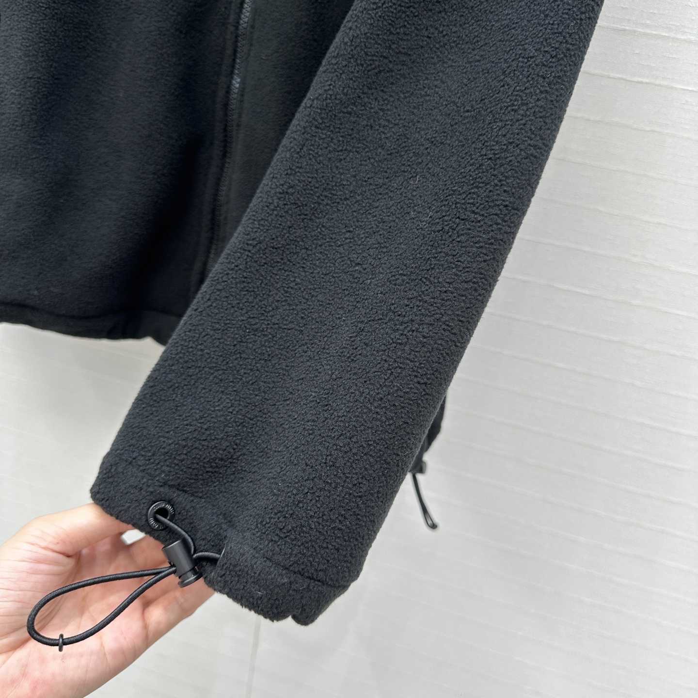 强烈推荐❤️miu系运动少女风穿搭 摇粒绒连帽拉链外套！宽松休闲版型百搭不挑人！经典抽绳调节设计上身随性