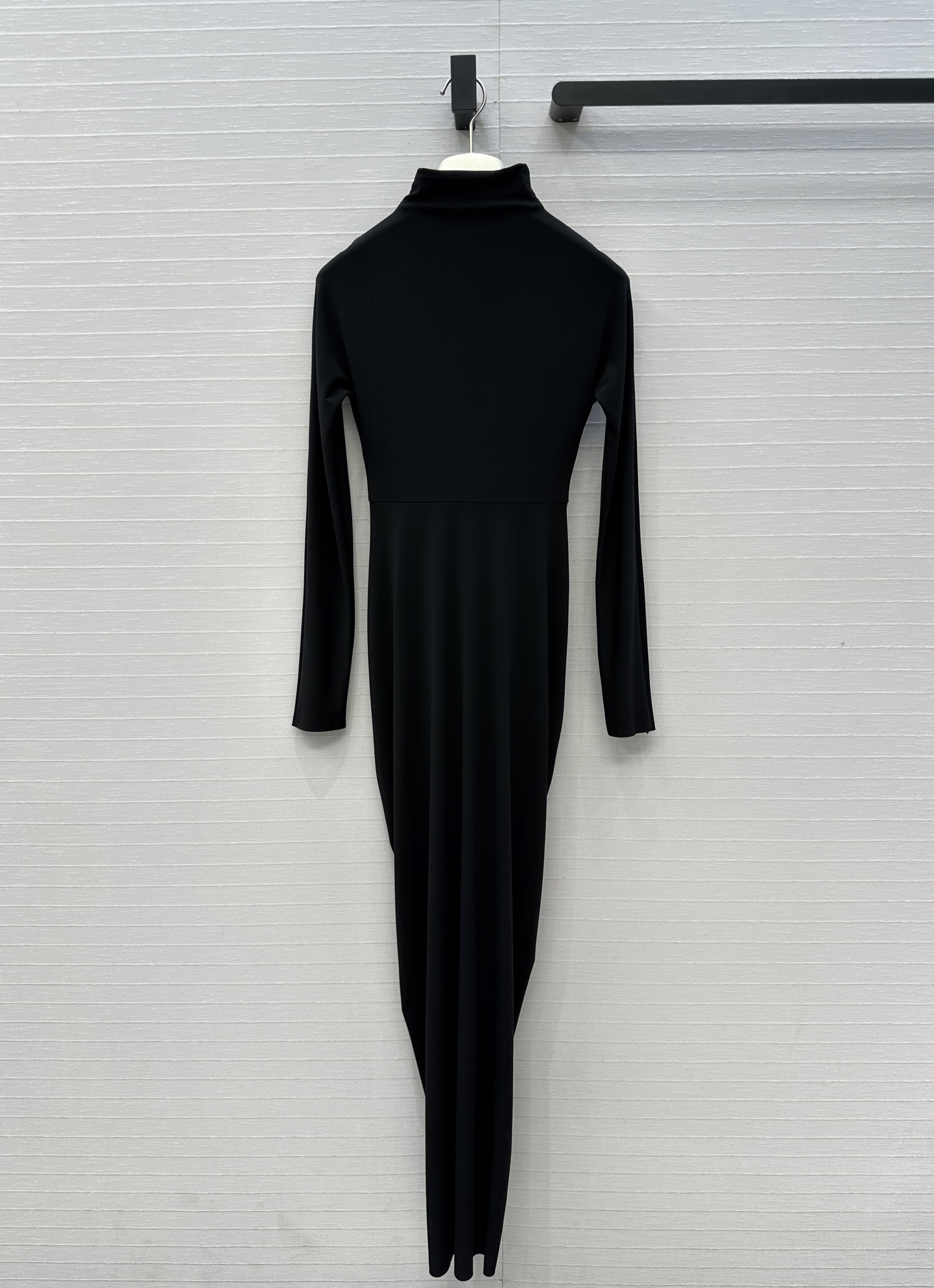 独家首发❤️Alai*25新品褶皱立领连衣裙，优雅性感迷人气质上身美到没朋友！气质垂领弹性包裹打造身体的