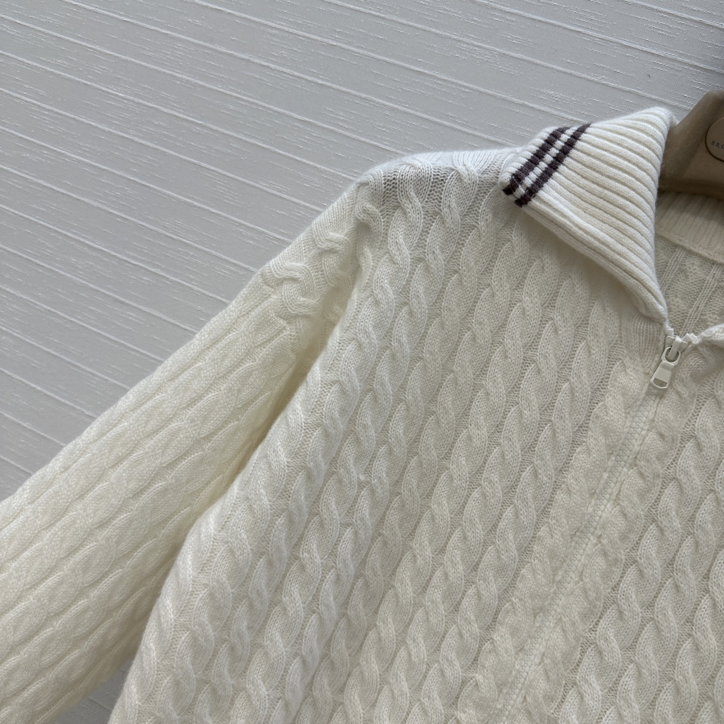 独家首发🍒高端原单品质！行走的高定 Bc温网穿搭，网球胶囊系列，徽标装饰羊绒拉链外套，减龄学院风配色条纹