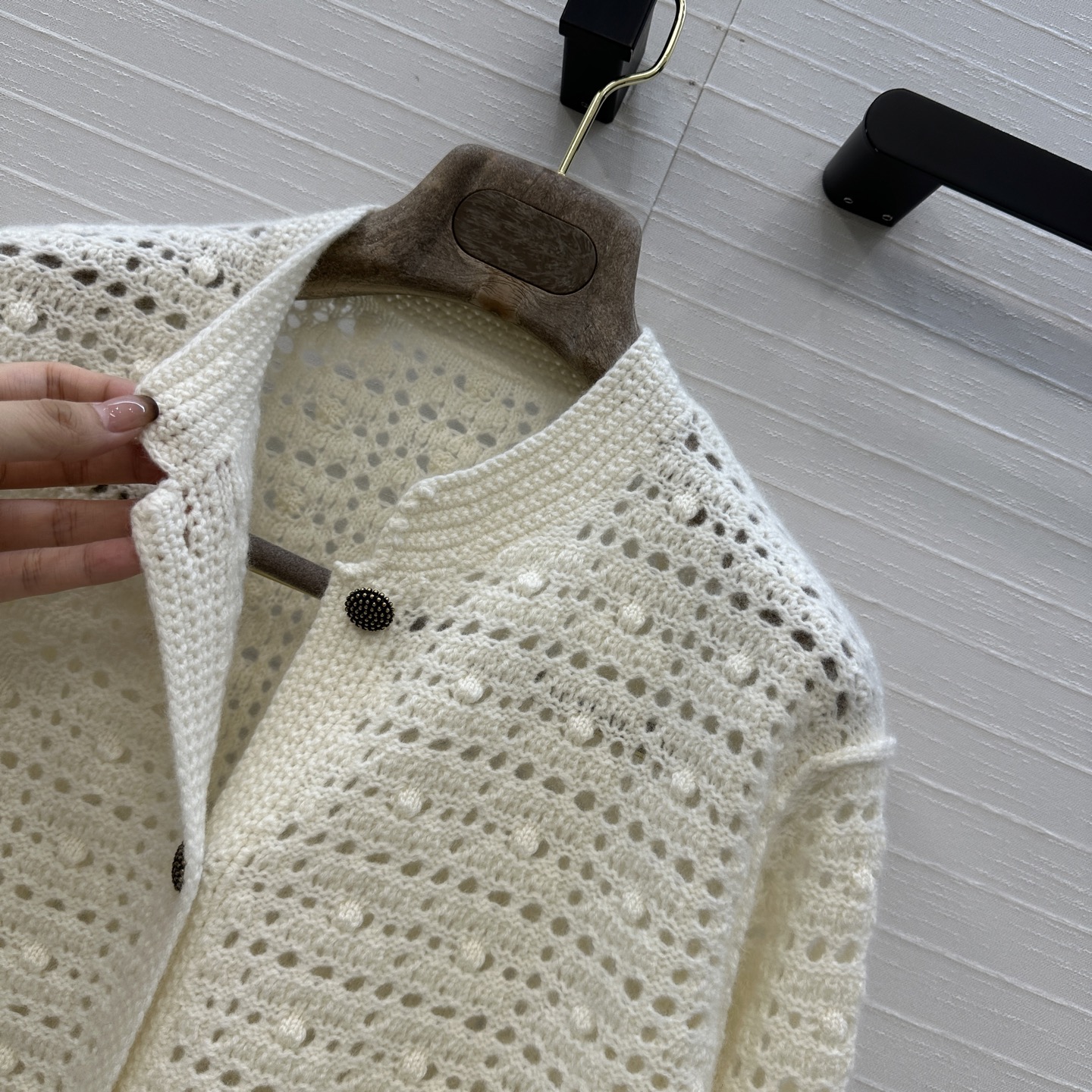 爆款推荐❤️羊绒版本！Loro Piana高智感穿搭❤️25s早秋新品羊绒钩织外套，国风立领慵懒自在的氛