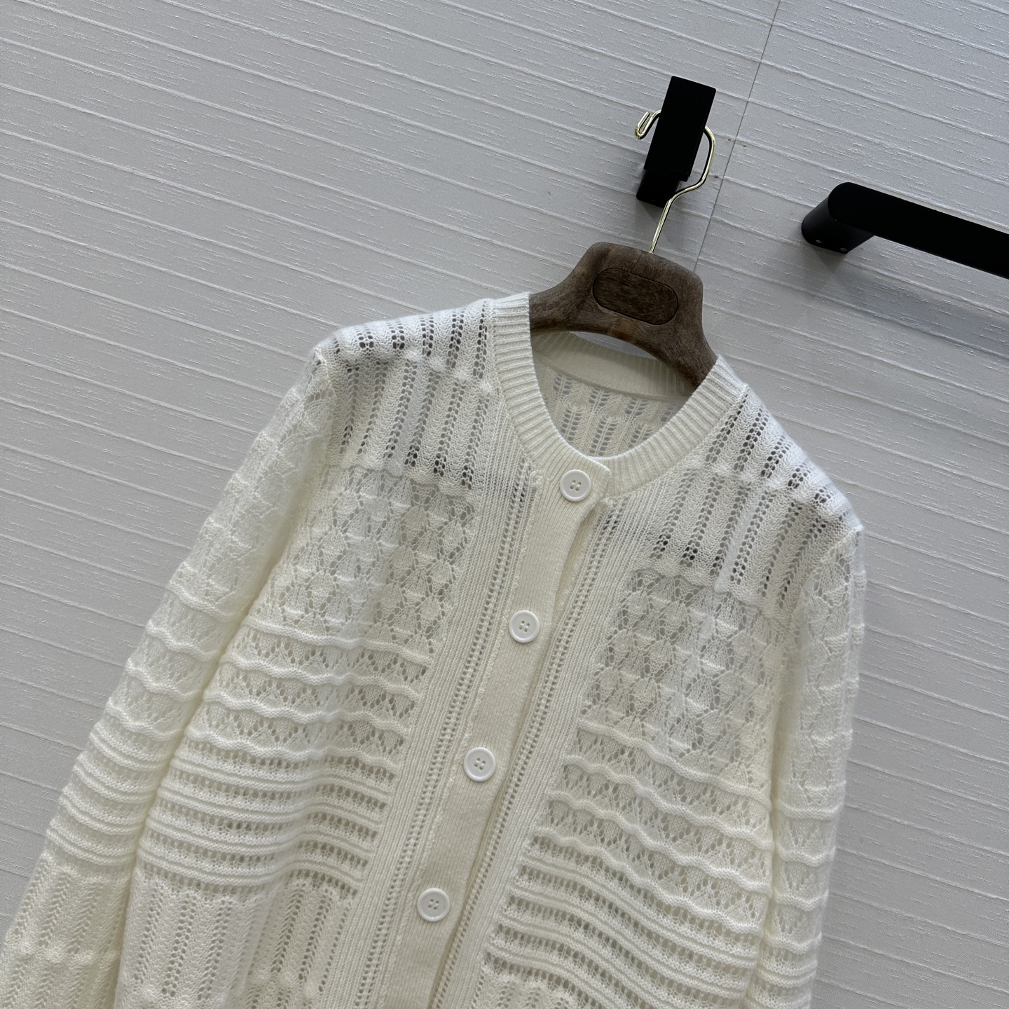 爆款推荐❤️高端品质，Loro Piana高智感穿搭❤️25s早秋新品白月光羊绒钩织外套，镂空立体勾织花