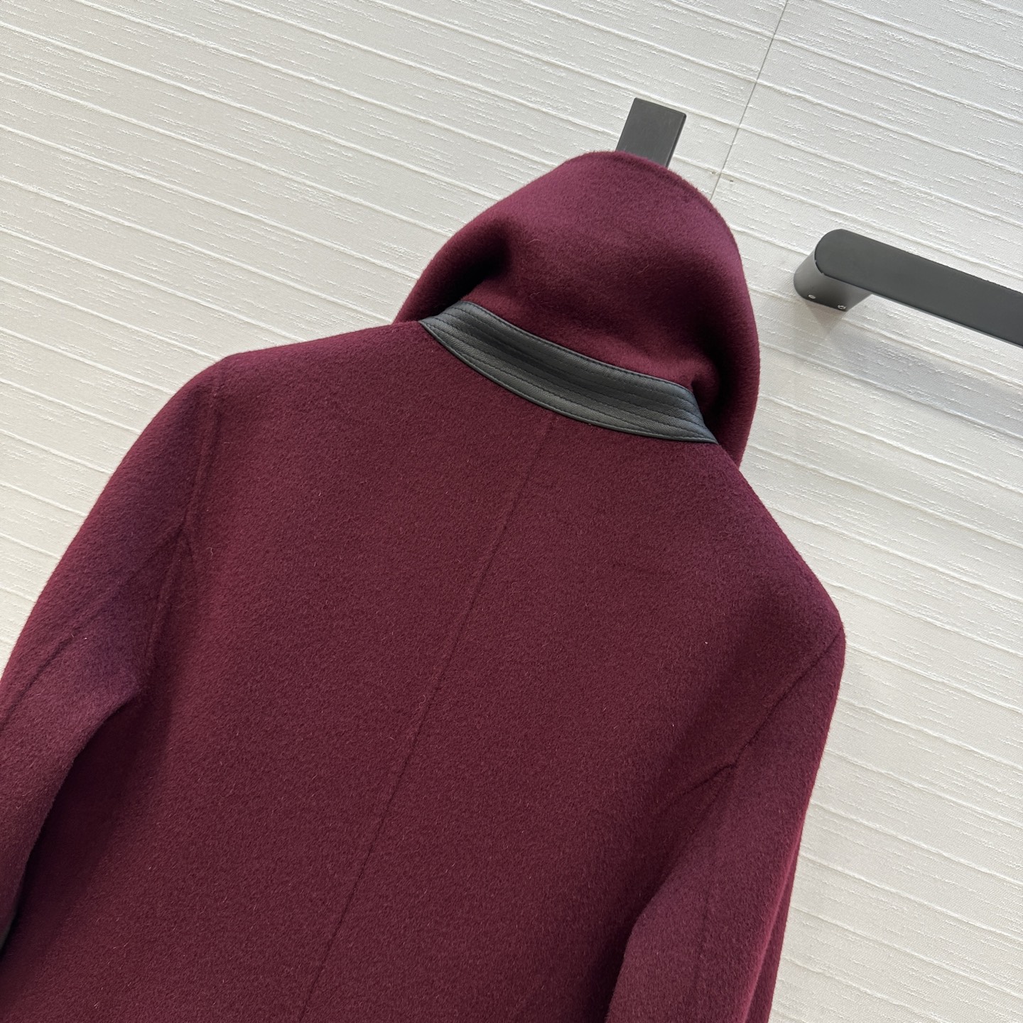 独家首发❤️高端原单品质！Alai*秋冬法式复古穿搭手工羊绒大衣外套！利落有型大翻领 双排扣设计A摆剪裁