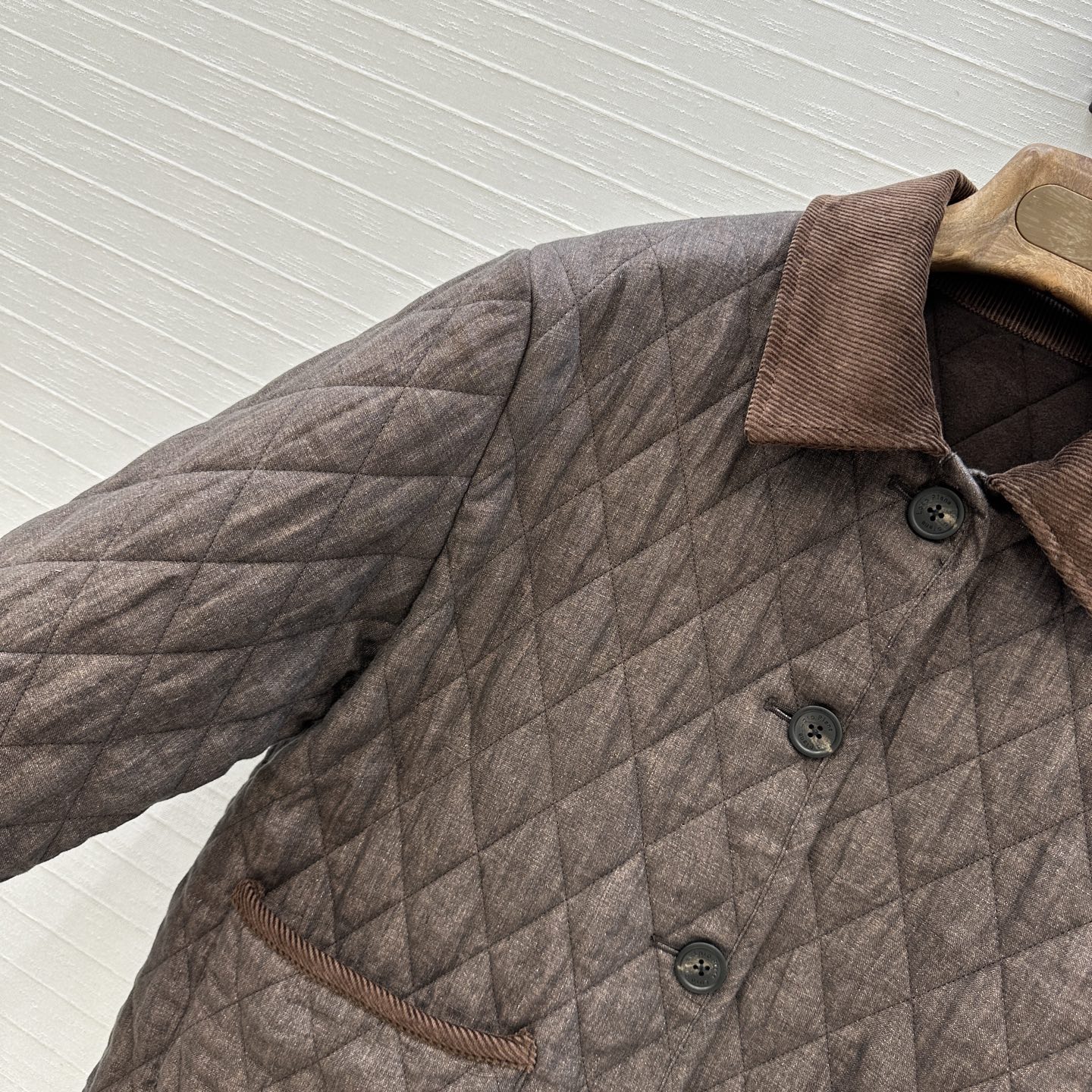 独家首发❤️高端品质，Loro Piana复古优雅老钱风穿搭，菱形绗缝绒面亚麻棉服外套，灯芯绒领边拼接设