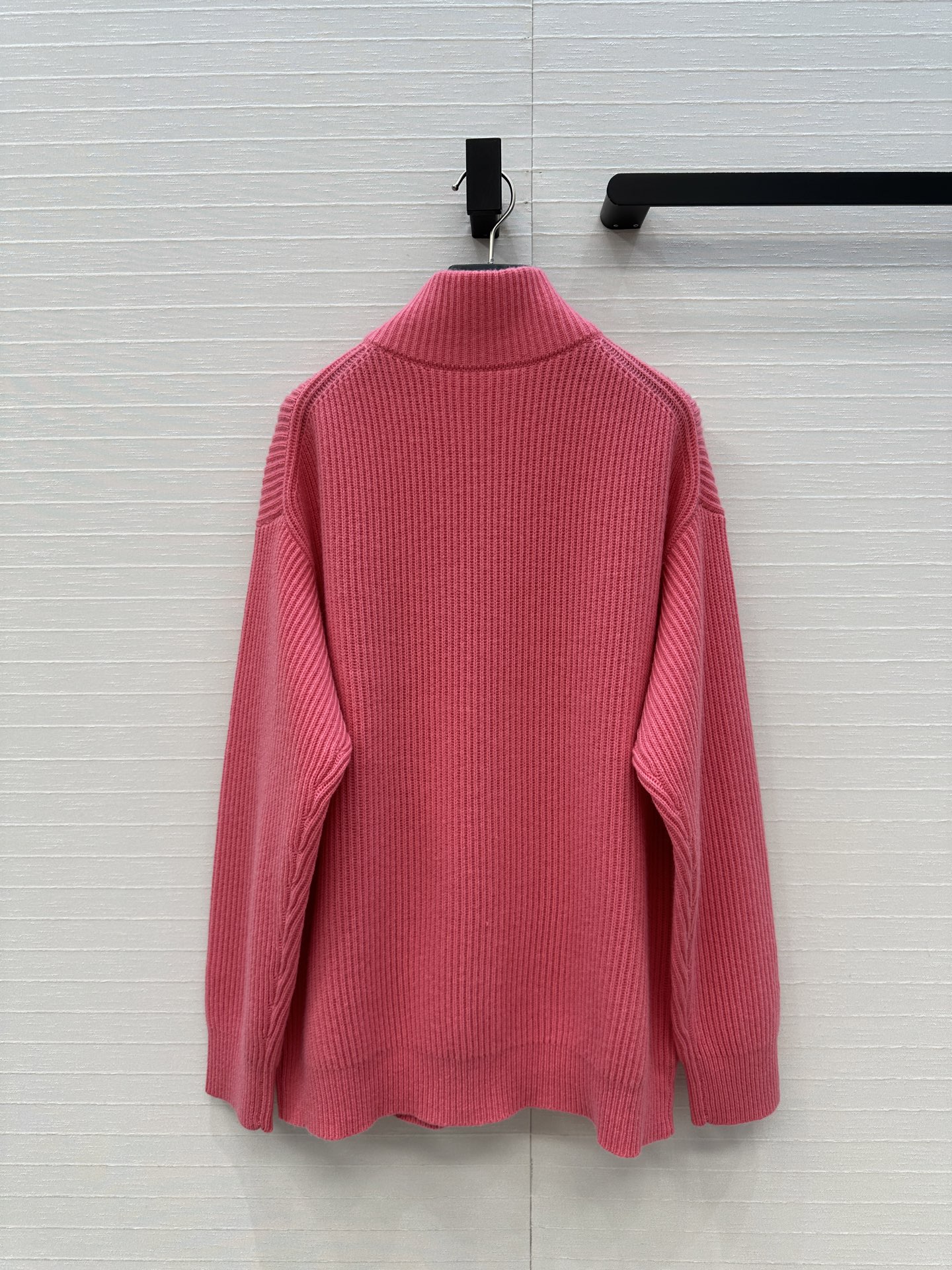 独家首发❤️原单品质，H高智感休闲穿搭 中长款羊绒针织拉链外套！H扣拼皮口袋设计瑞士机织工艺简洁大气！经