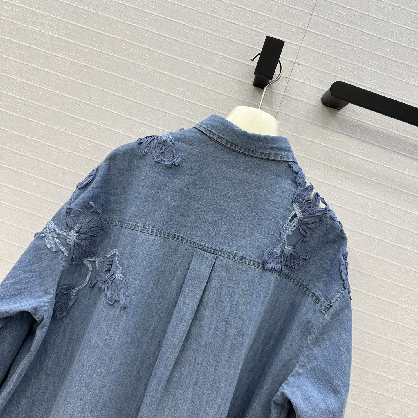 高端原单品质❤️Es蕾丝之王！高定蕾丝绣花拼接丝棉衬衫！重工艺定位立体盘花刺绣工艺精致高级！进口面料细腻