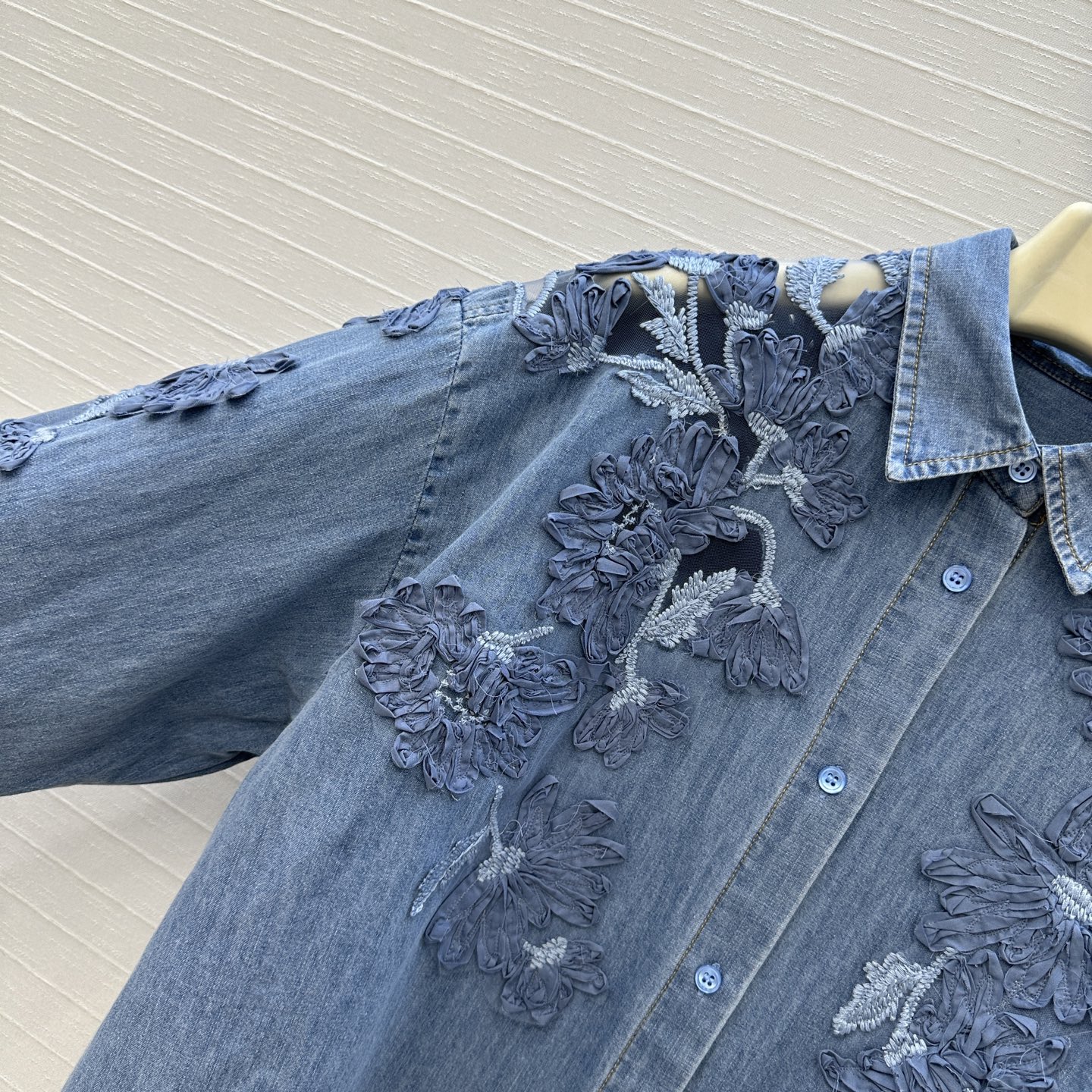 高端原单品质❤️Es蕾丝之王！高定蕾丝绣花拼接丝棉衬衫！重工艺定位立体盘花刺绣工艺精致高级！进口面料细腻