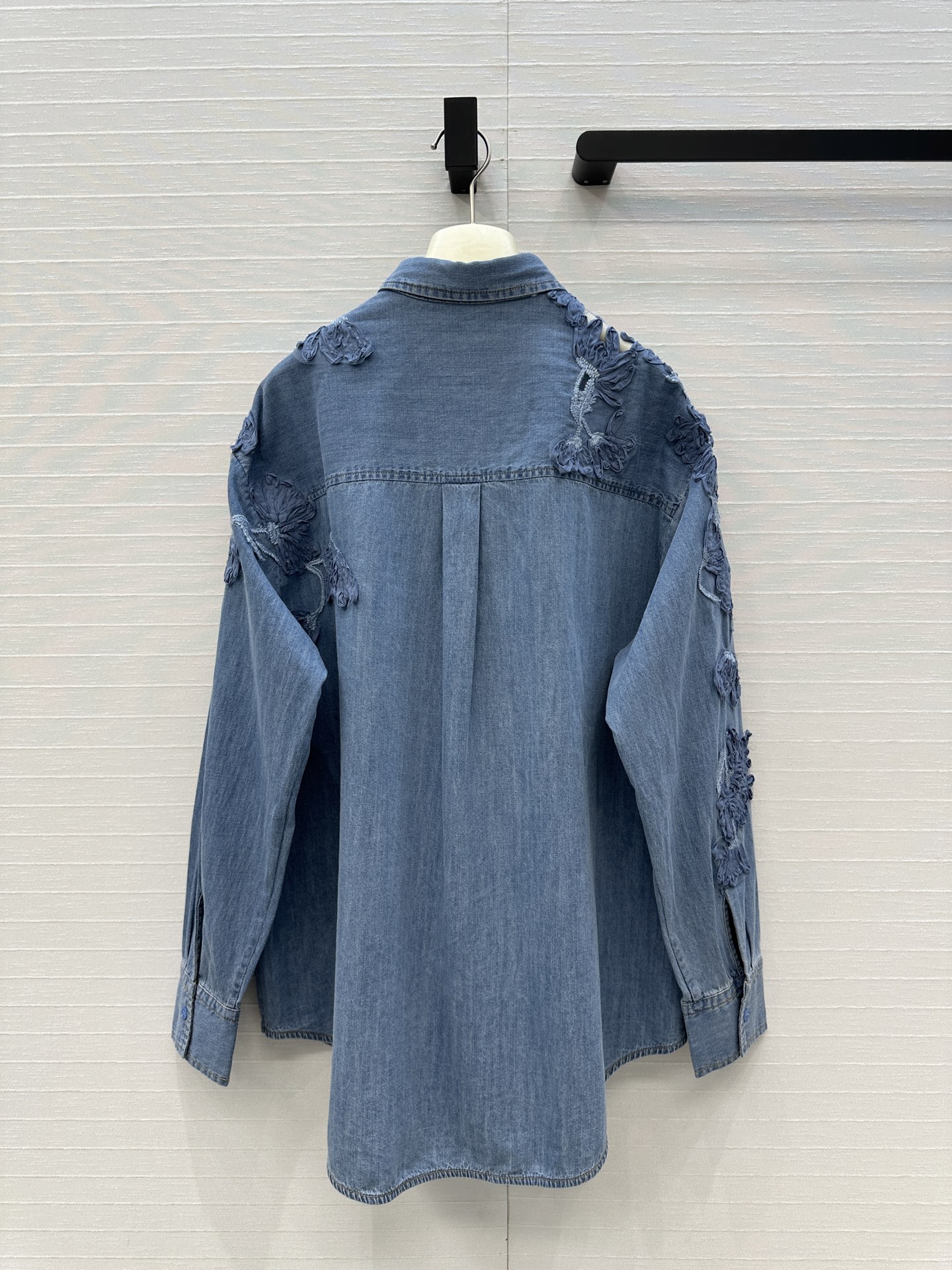 高端原单品质❤️Es蕾丝之王！高定蕾丝绣花拼接丝棉衬衫！重工艺定位立体盘花刺绣工艺精致高级！进口面料细腻