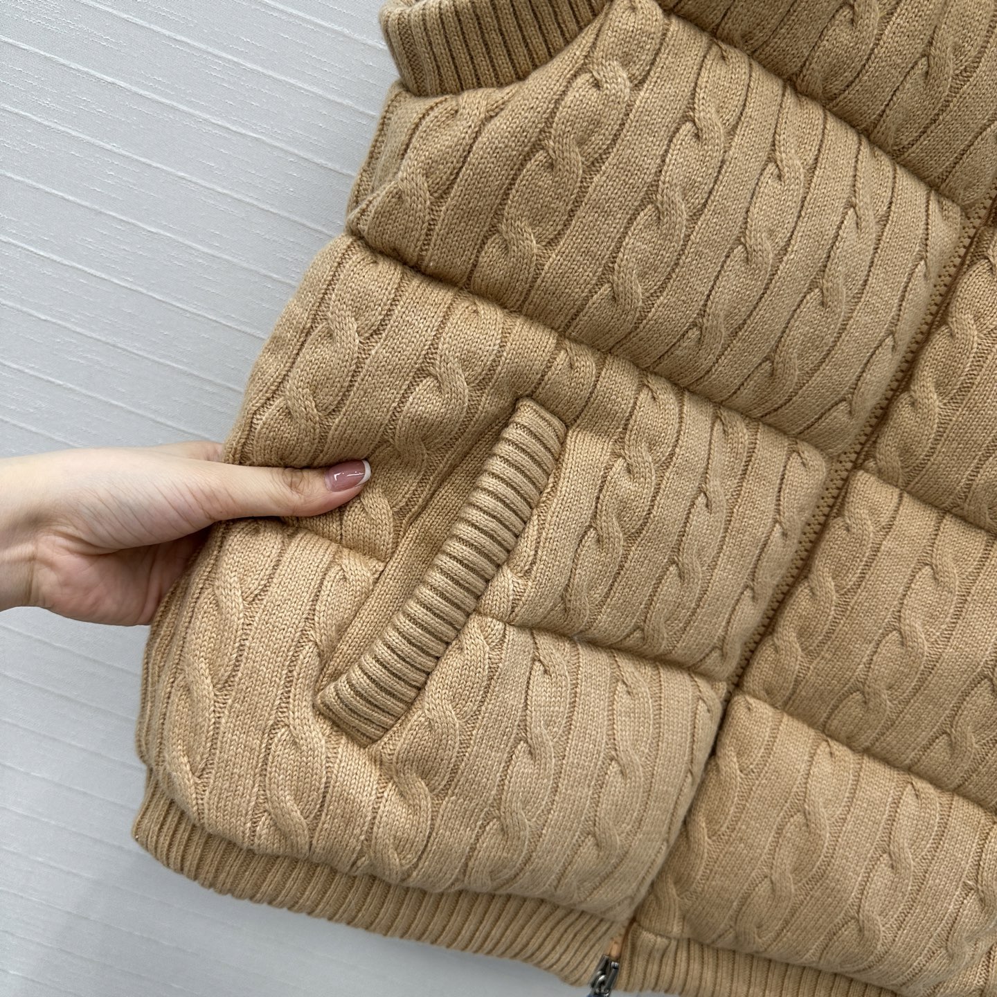 爆单推荐❤️RL拉夫*早秋新品羊毛绞花针织羽绒马甲，代购爆款！标志性徽标刺绣图案，经典立领拉链H版型百搭