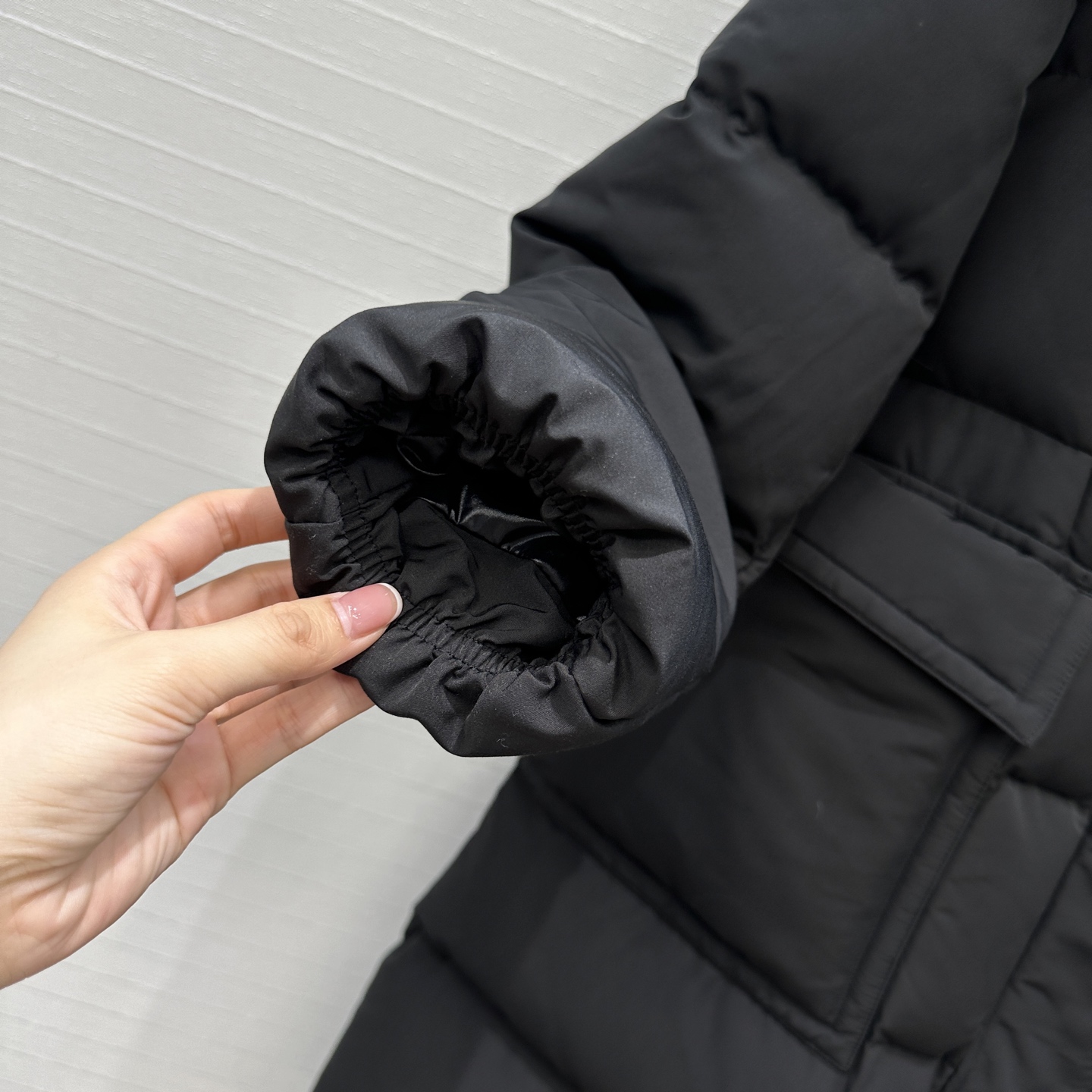 高端原单品质❤️Mo秋冬必入！Blain长款连帽羽绒服！可拆卸的超大羊毛🦙毛领设计奶呼呼～减龄又帅气，内