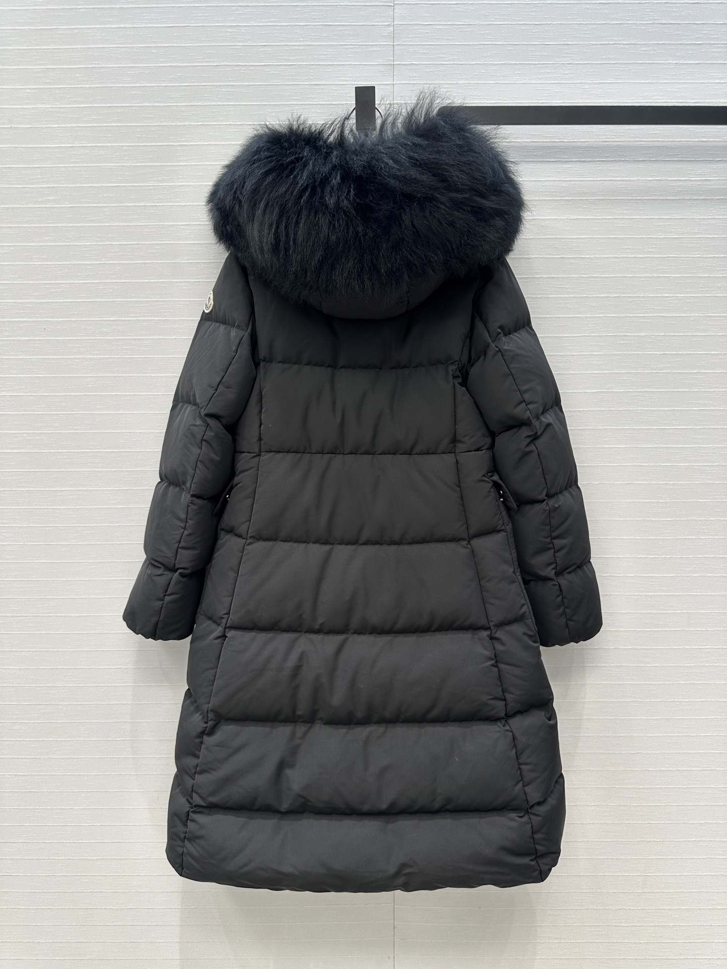 高端原单品质❤️Mo秋冬必入！Blain长款连帽羽绒服！可拆卸的超大羊毛🦙毛领设计奶呼呼～减龄又帅气，内