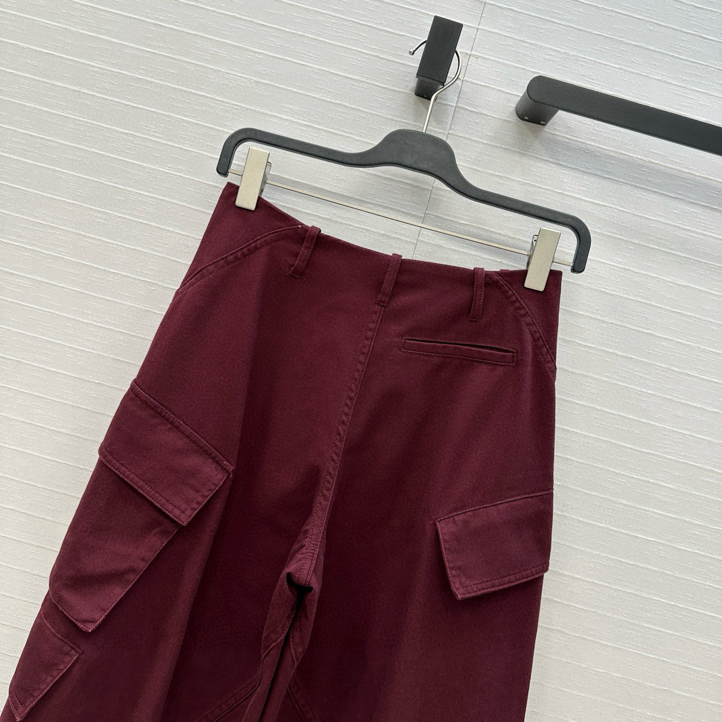 原单品质❤️定制米灰色和紫红色超好看显白🔥Alai*25新品斜贴袋圆筒工装裤！复古休闲工装风元素减龄时髦