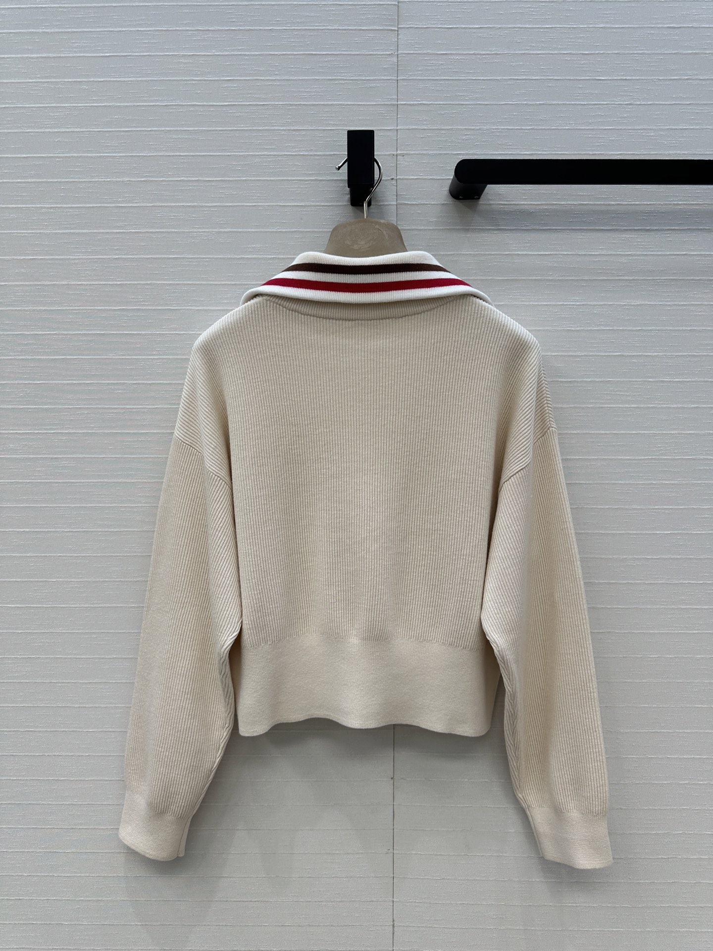 强烈推荐❤️Bc老钱风穿休闲坑条针织套装！拉链翻领短款开衫搭配松紧腰直筒裤！撞色拼接100%棉纱瑞士机翻