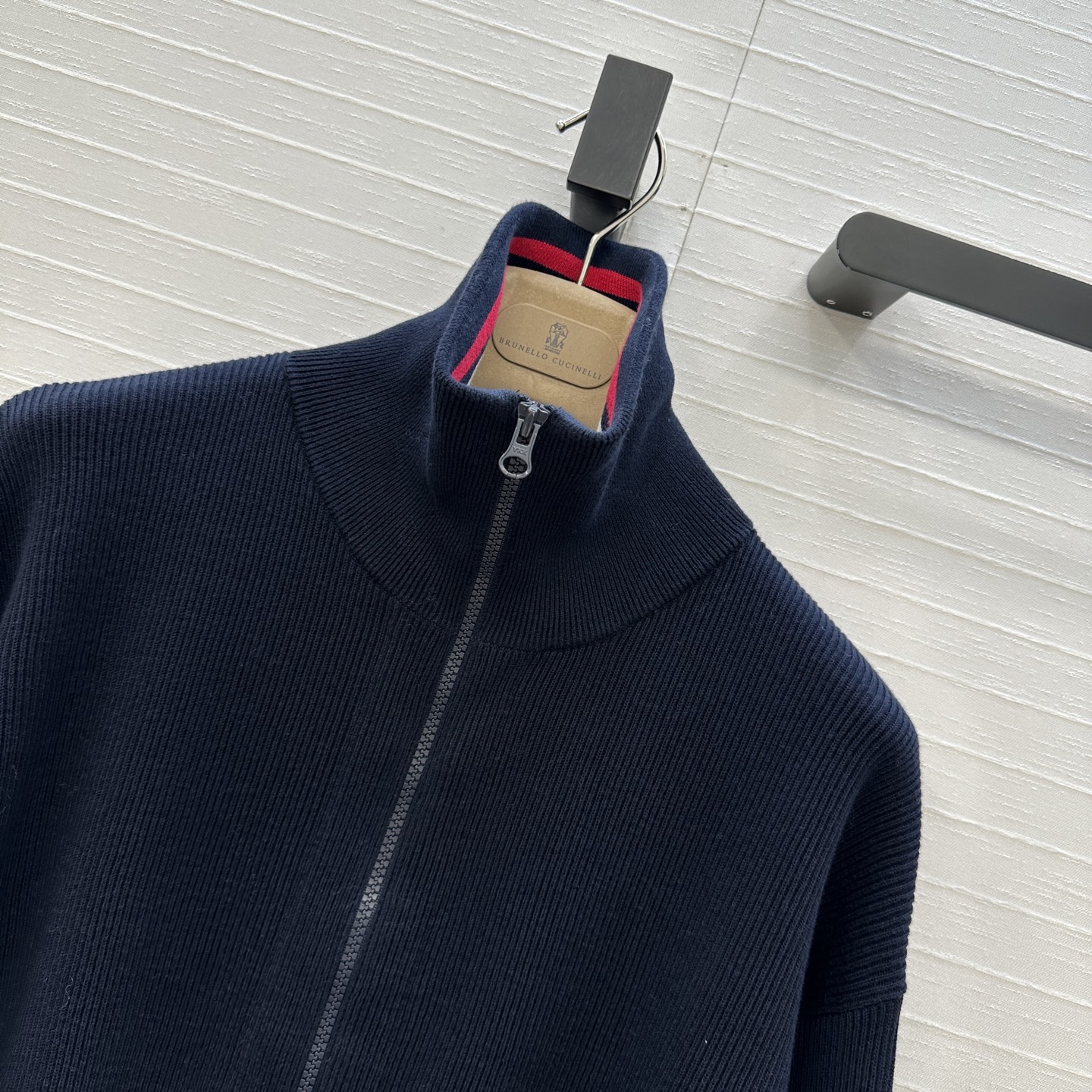 强烈推荐❤️Bc老钱风穿休闲坑条针织套装！拉链翻领短款开衫搭配松紧腰直筒裤！撞色拼接100%棉纱瑞士机翻