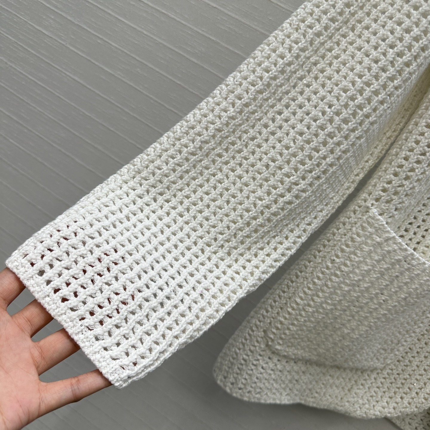 强烈推荐❤️Bc26早春新品休闲通勤老钱风穿搭，镂空珠片针织西装外套，简约意式100%棉混纺珠片纱线瑞士