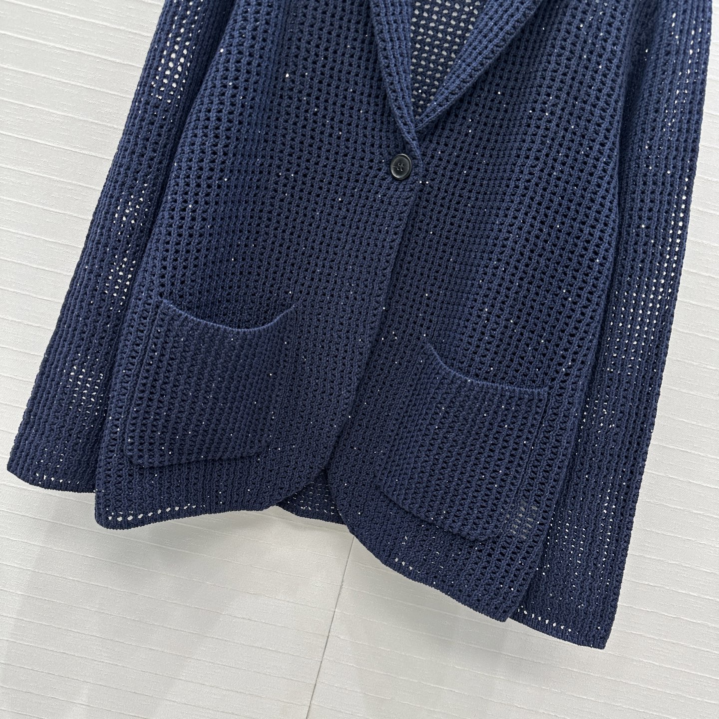 强烈推荐❤️Bc26早春新品休闲通勤老钱风穿搭，镂空珠片针织西装外套，简约意式100%棉混纺珠片纱线瑞士