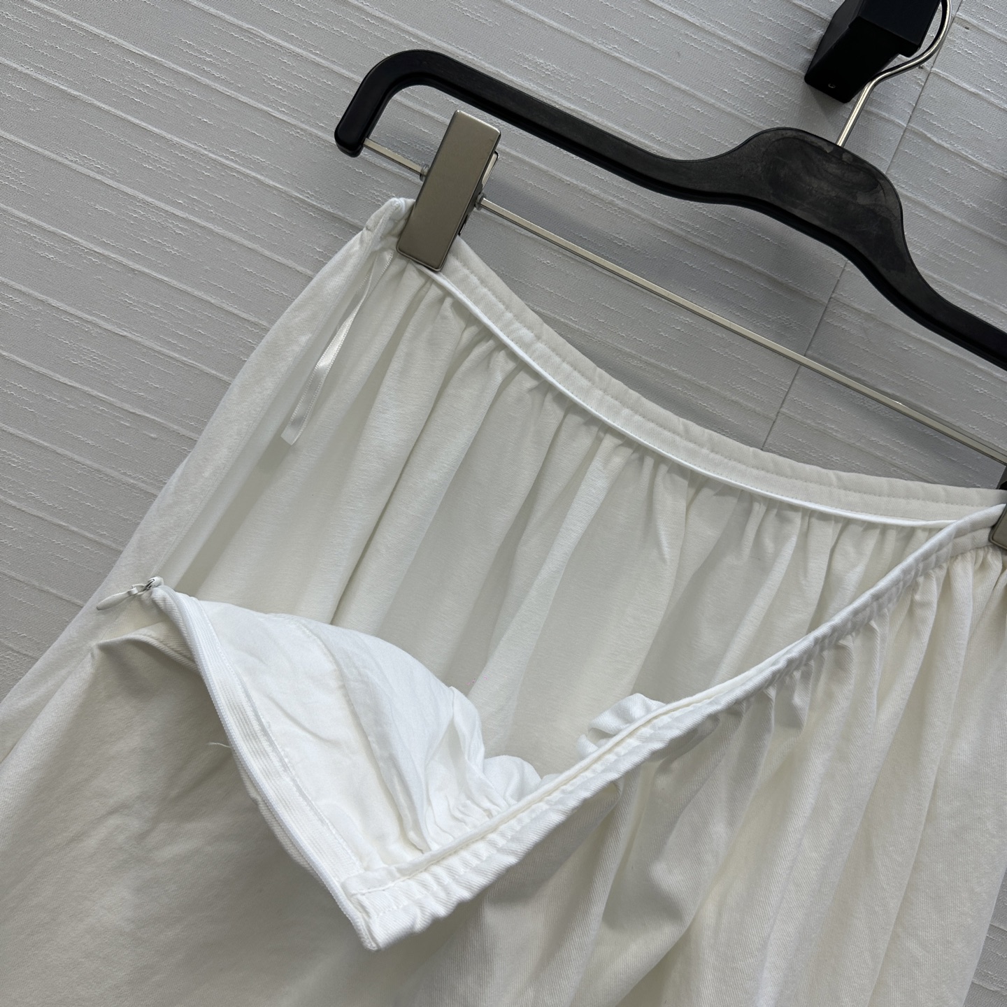 强烈推荐❤️Row 风26早春新品 细腰褶裥半身裙！立体蓬蓬褶饰伞型摆剪裁裙摆设计简约大气 优雅知性有格