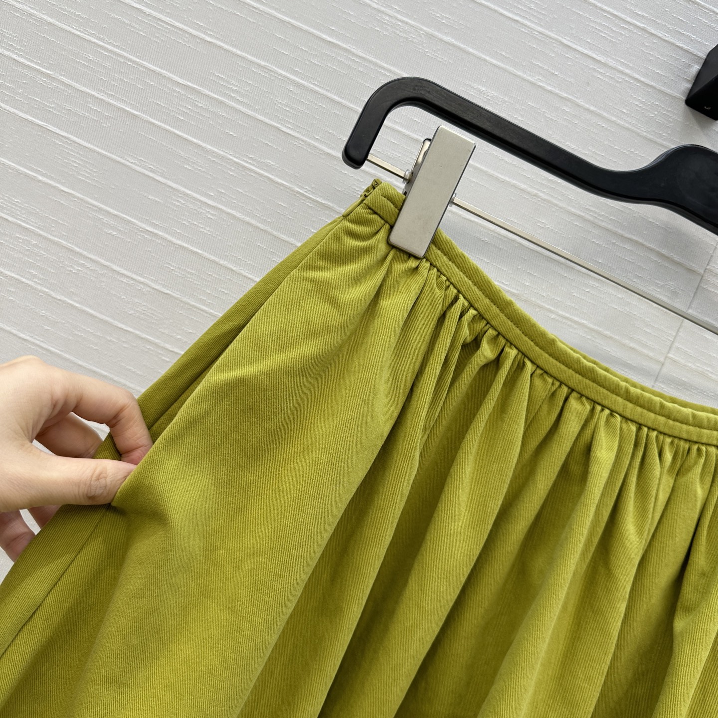 强烈推荐❤️Row 风26早春新品 细腰褶裥半身裙！立体蓬蓬褶饰伞型摆剪裁裙摆设计简约大气 优雅知性有格