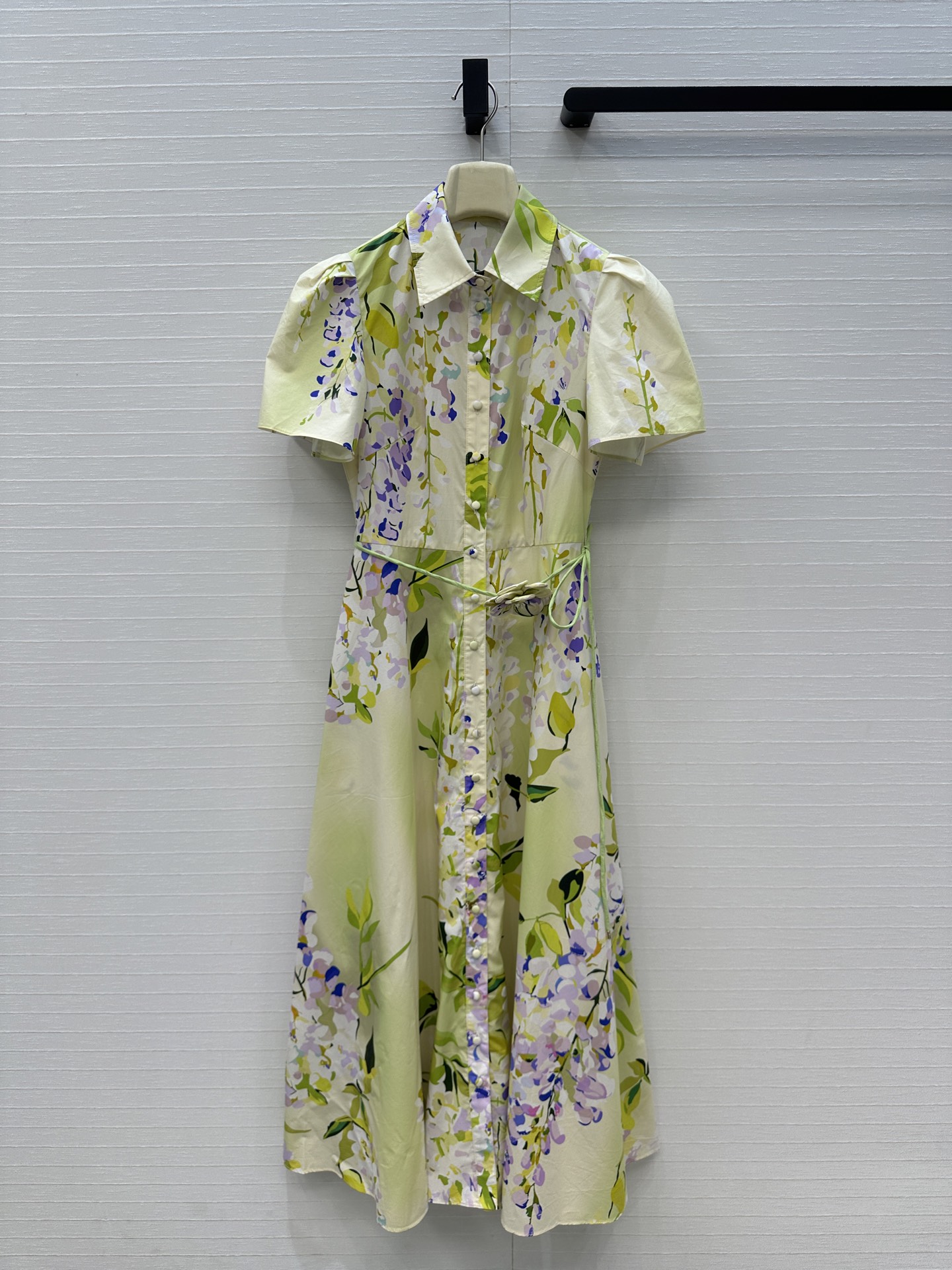 强烈推荐❤️Leo&Lin26春夏新款 花卉印花衬领连衣裙👗，褶边泡泡短袖 搭配花朵系带收腰腰带提升腰线