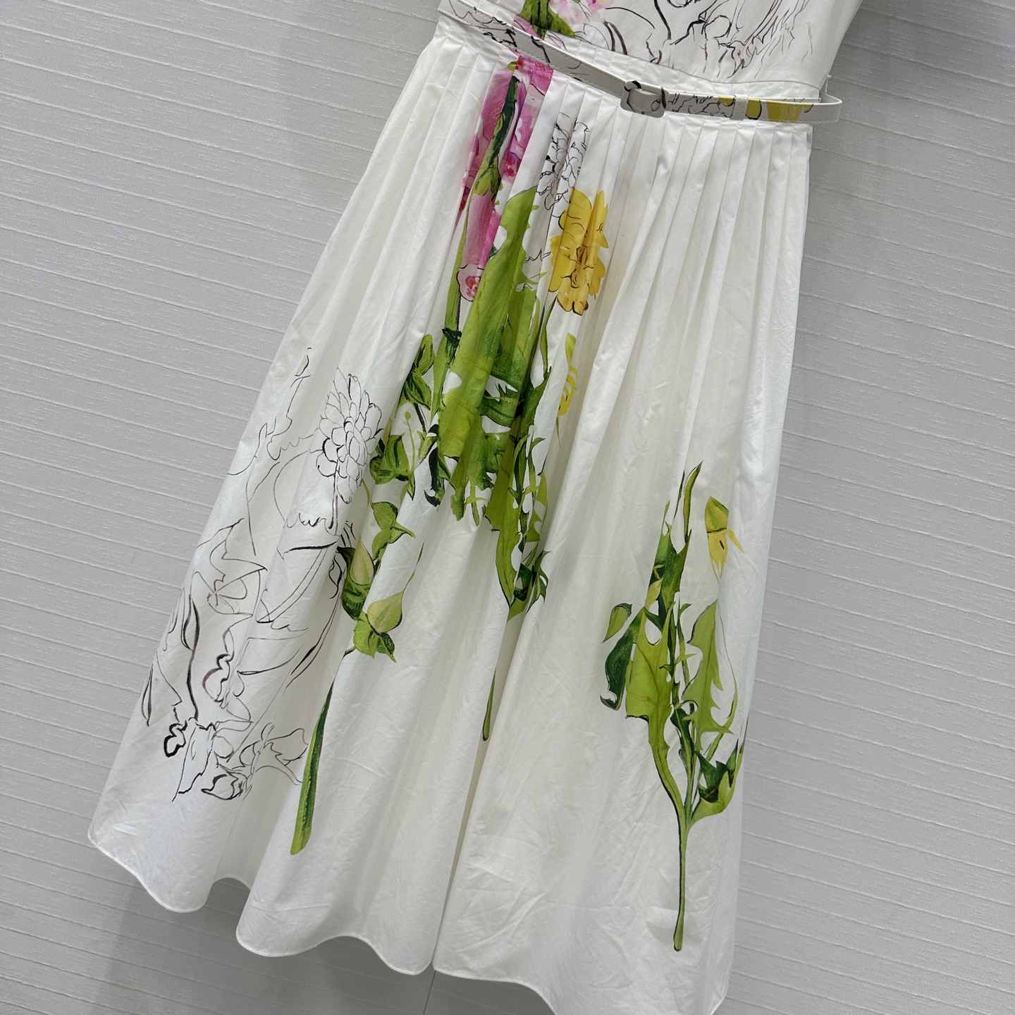 强烈推荐❤️Oscar De La Renta26新品度假风印花短袖连衣裙，定位花卉图案浪漫超有艺术感！