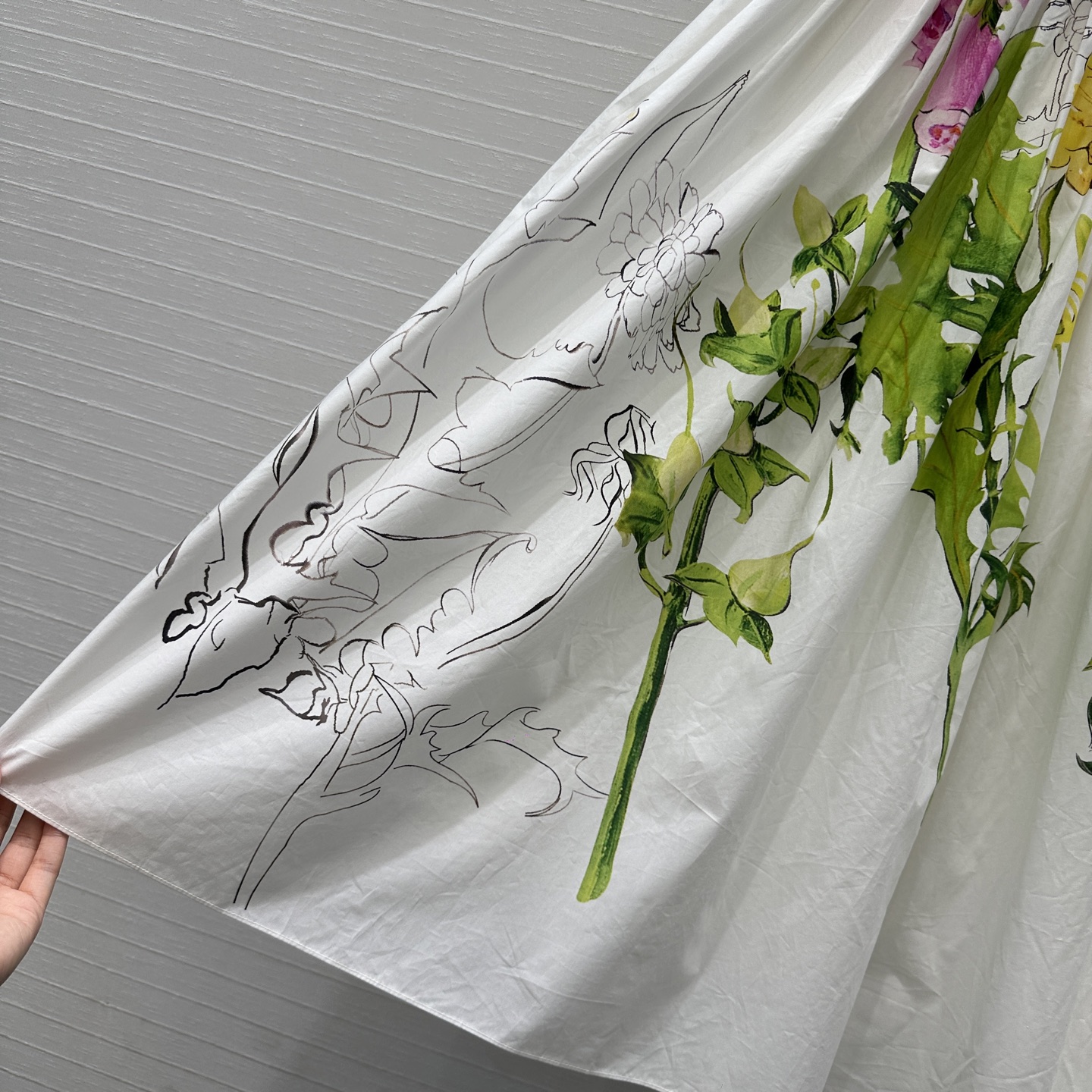 强烈推荐❤️Oscar De La Renta26新品度假风印花短袖连衣裙，定位花卉图案浪漫超有艺术感！