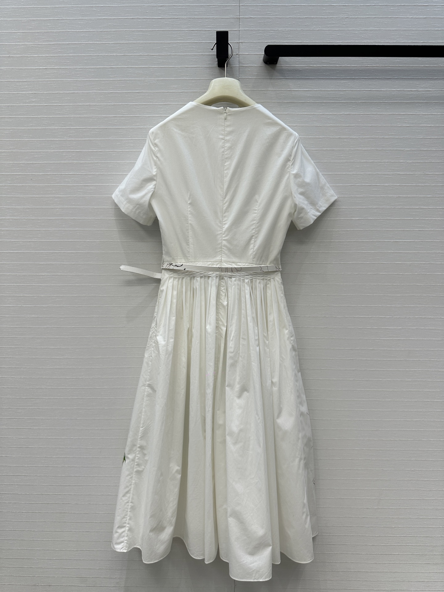 强烈推荐❤️Oscar De La Renta26新品度假风印花短袖连衣裙，定位花卉图案浪漫超有艺术感！