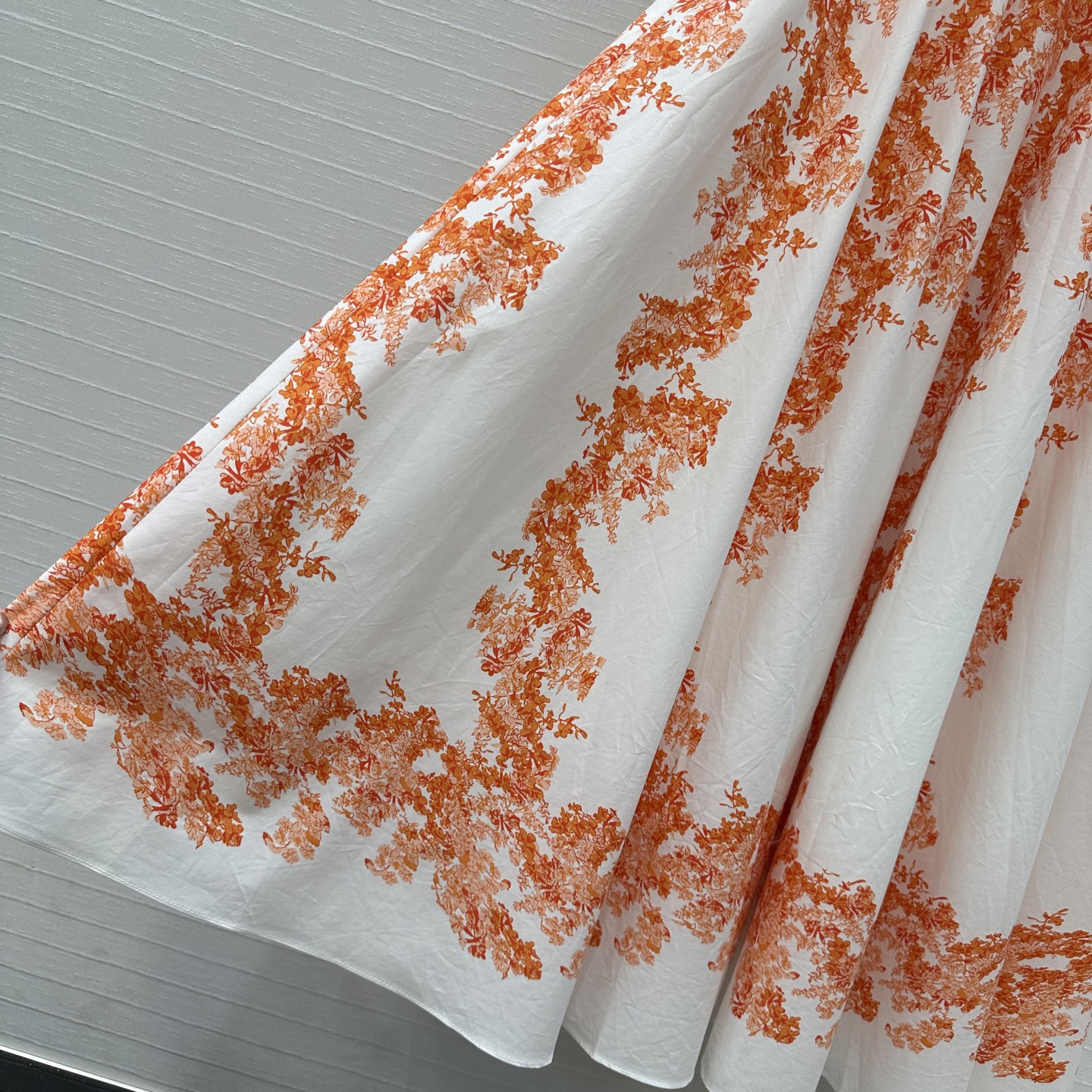 强烈推荐❤️Giambattista Valli 26早春系列印花连衣裙，浪漫优雅满分大摆裙摆+精致花卉