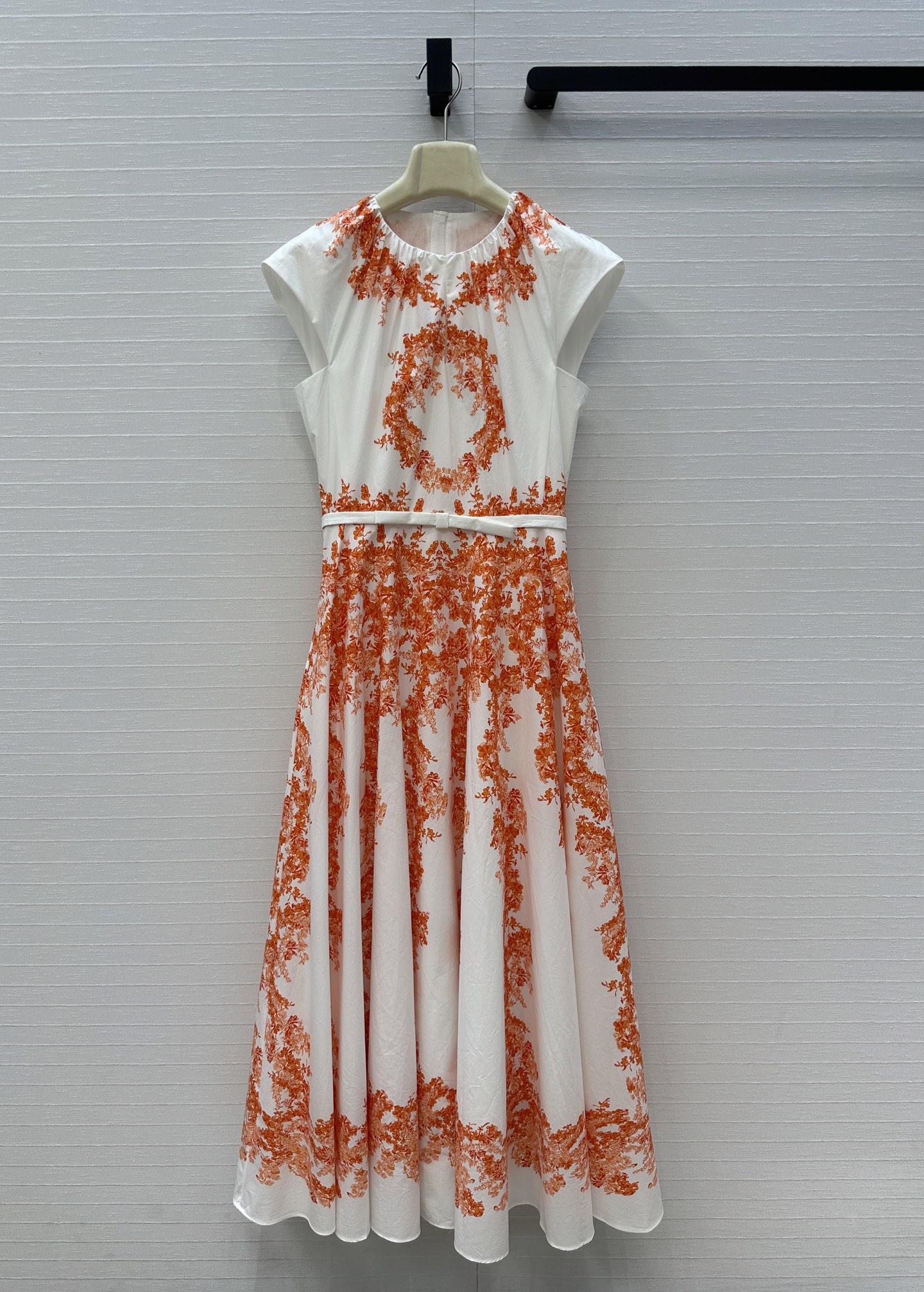 强烈推荐❤️Giambattista Valli 26早春系列印花连衣裙，浪漫优雅满分大摆裙摆+精致花卉