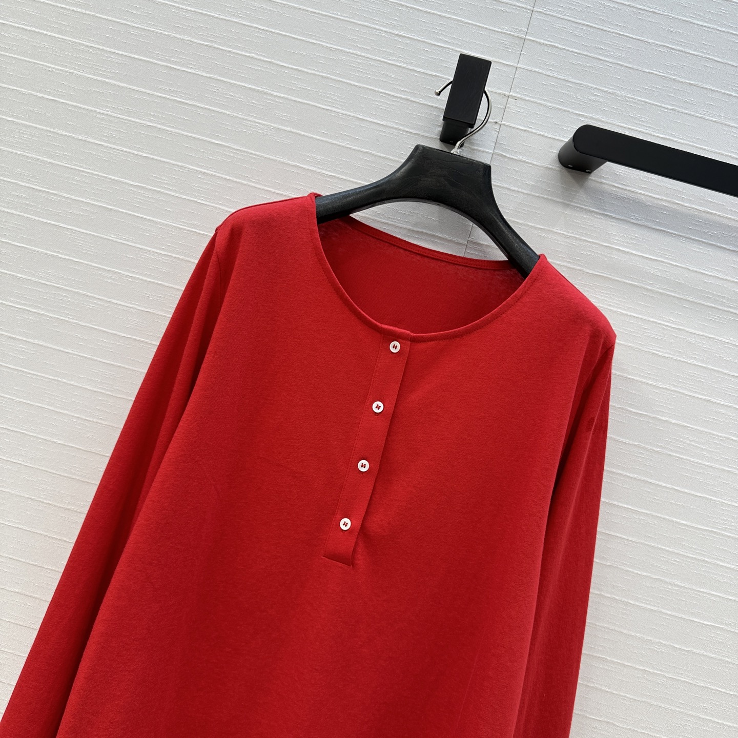 爆款必入❤️Row风纸片人穿搭！亨利领棉质长袖T恤！极简叠搭日常好穿！白富美必入气质打底单品休闲舒适。不