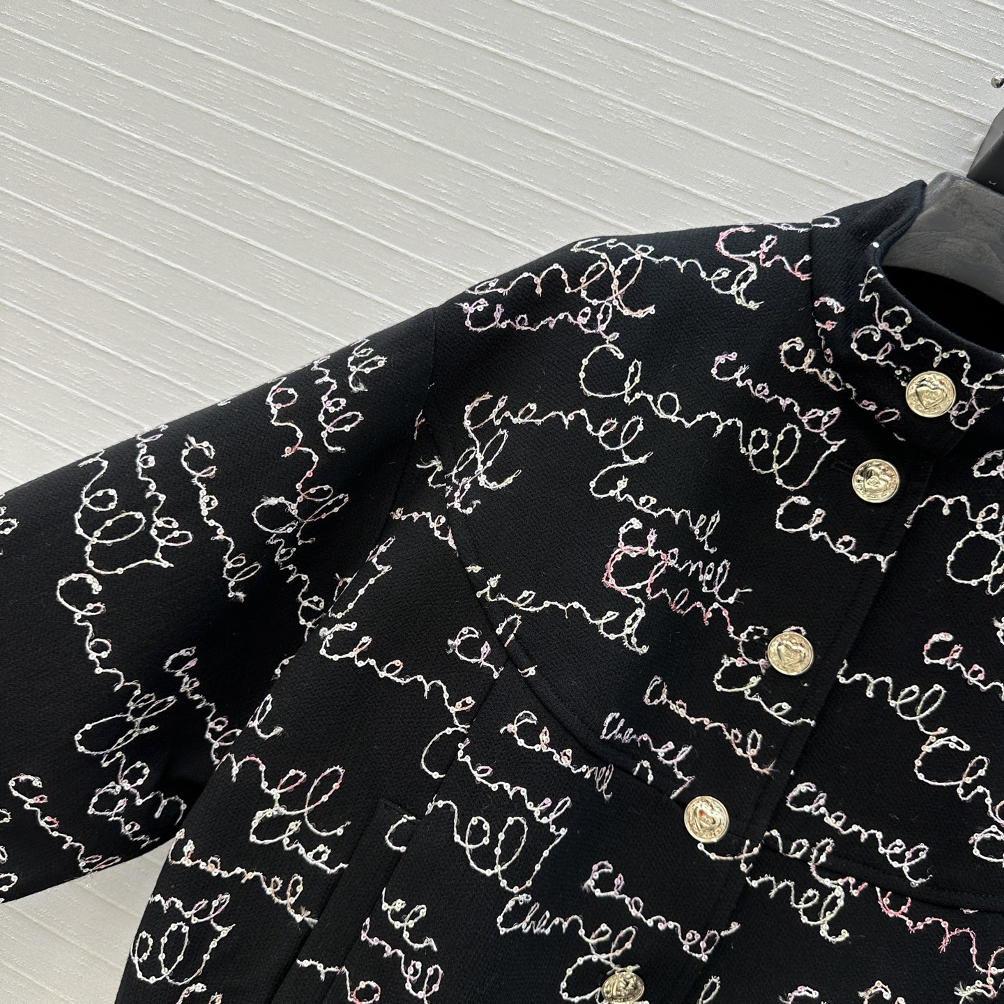 独家首发❤️原单品质🍒coco女孩25B新品，时髦精必备夹克外套，小立领短款版型百搭不挑人，经典松紧下摆