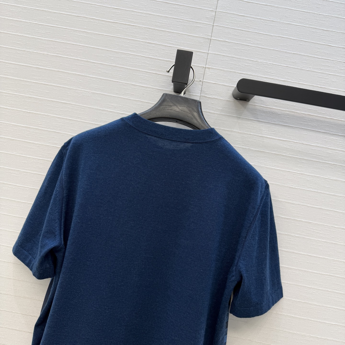 爆单推荐❤️He*m*26新品解构印花拼接针织上衣！印花面拼接羊毛混纺纱线细腻柔软的手感无敌赞！经典基础