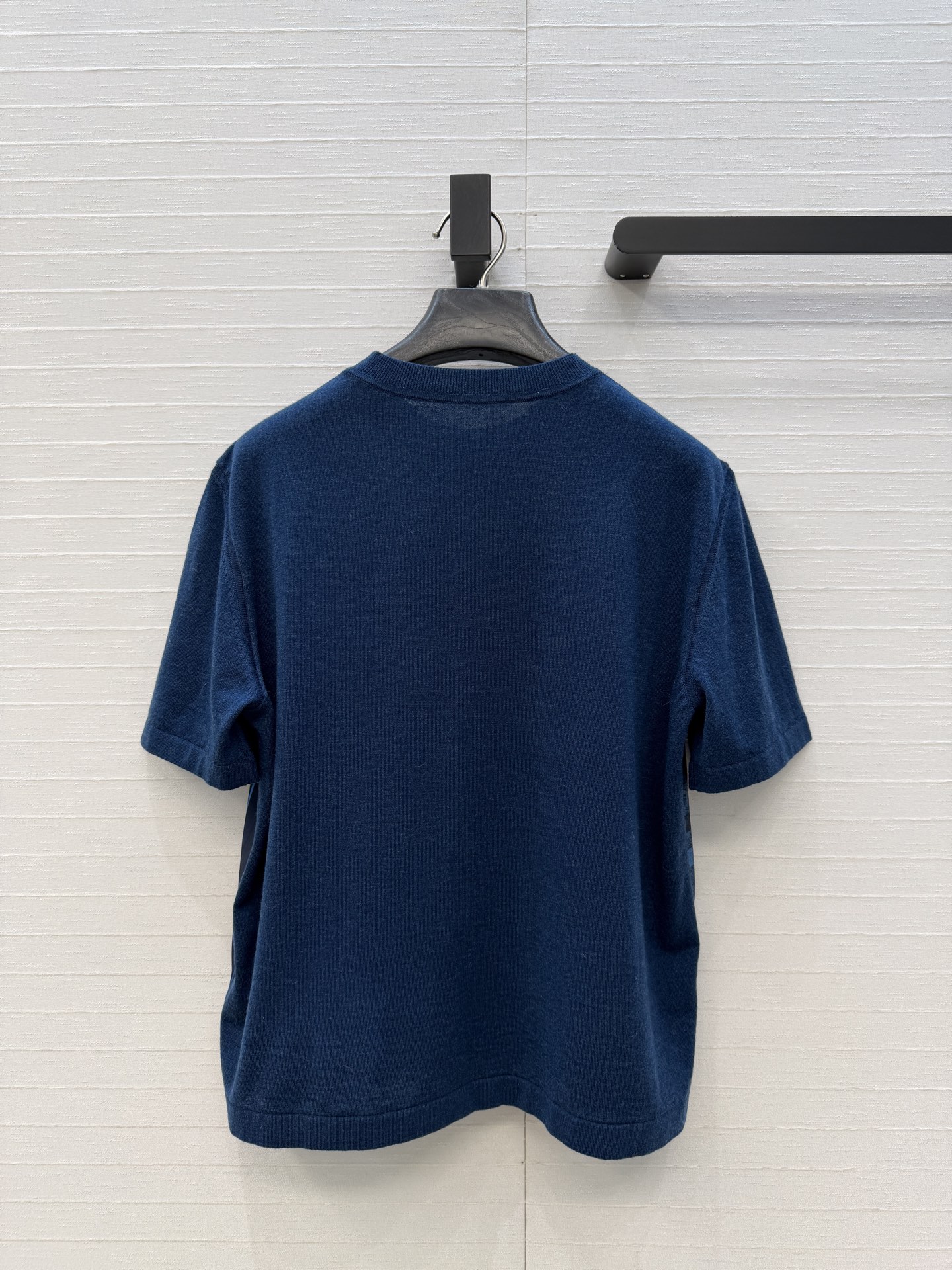 爆单推荐❤️He*m*26新品解构印花拼接针织上衣！印花面拼接羊毛混纺纱线细腻柔软的手感无敌赞！经典基础