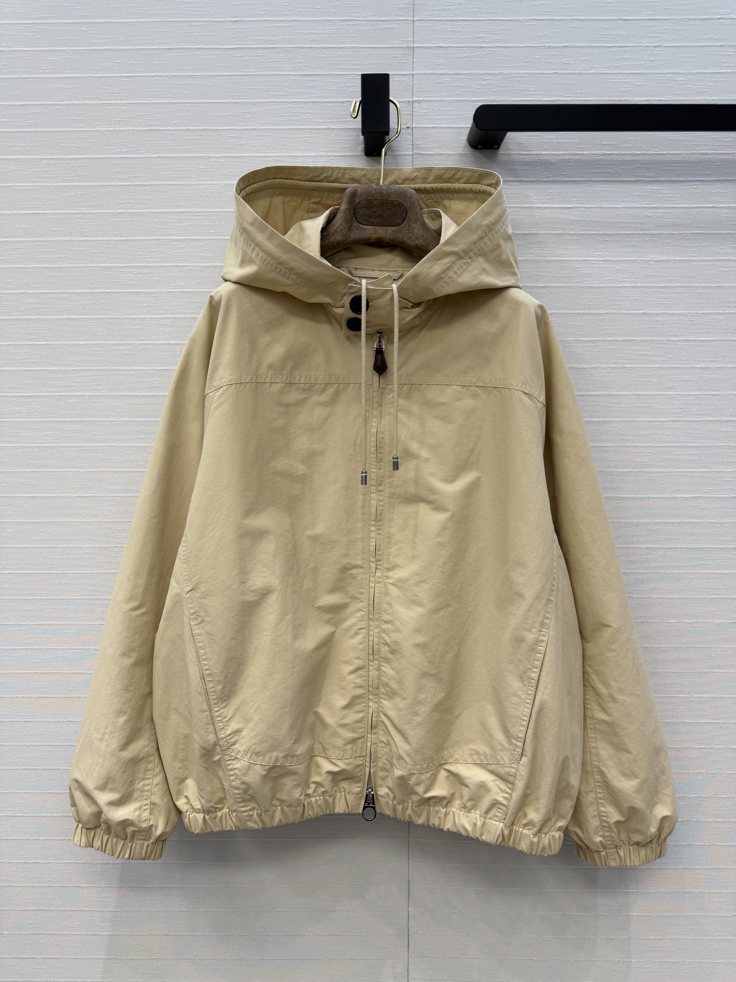 高端原单品质❤️Lp新品Donny飞行员夹克，松弛感的老钱风穿搭！采用特色科技防风面料拼接标志性Sola