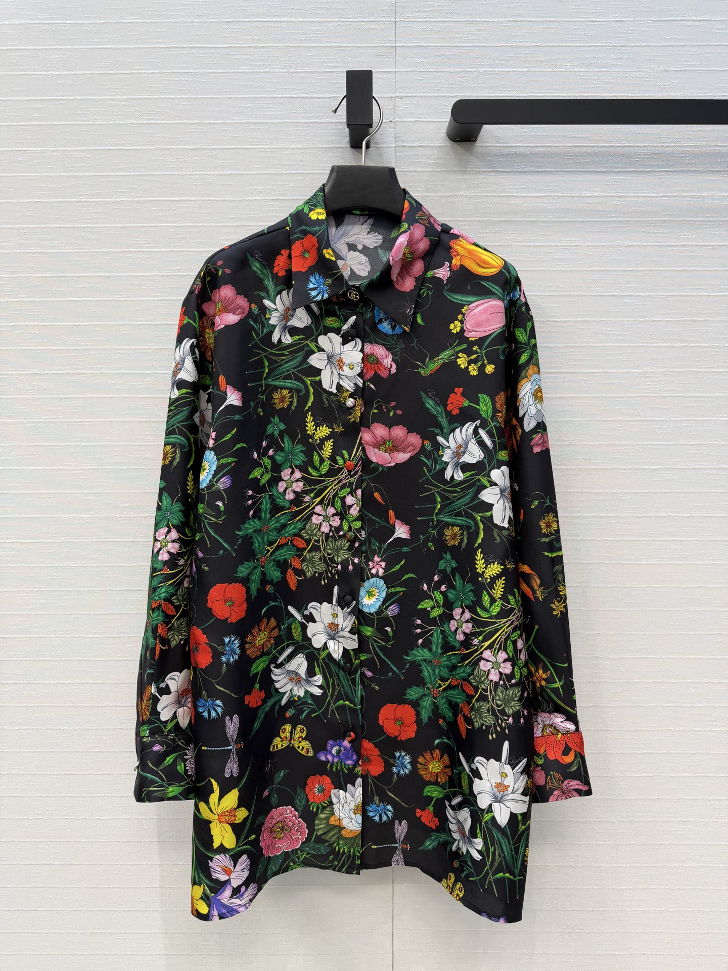 原单品质💕26春夏GG花㚏16姆米真丝衬衫！100%真丝斜纹绸，色彩鲜明个性！气质小翻领经典宽松版型上身