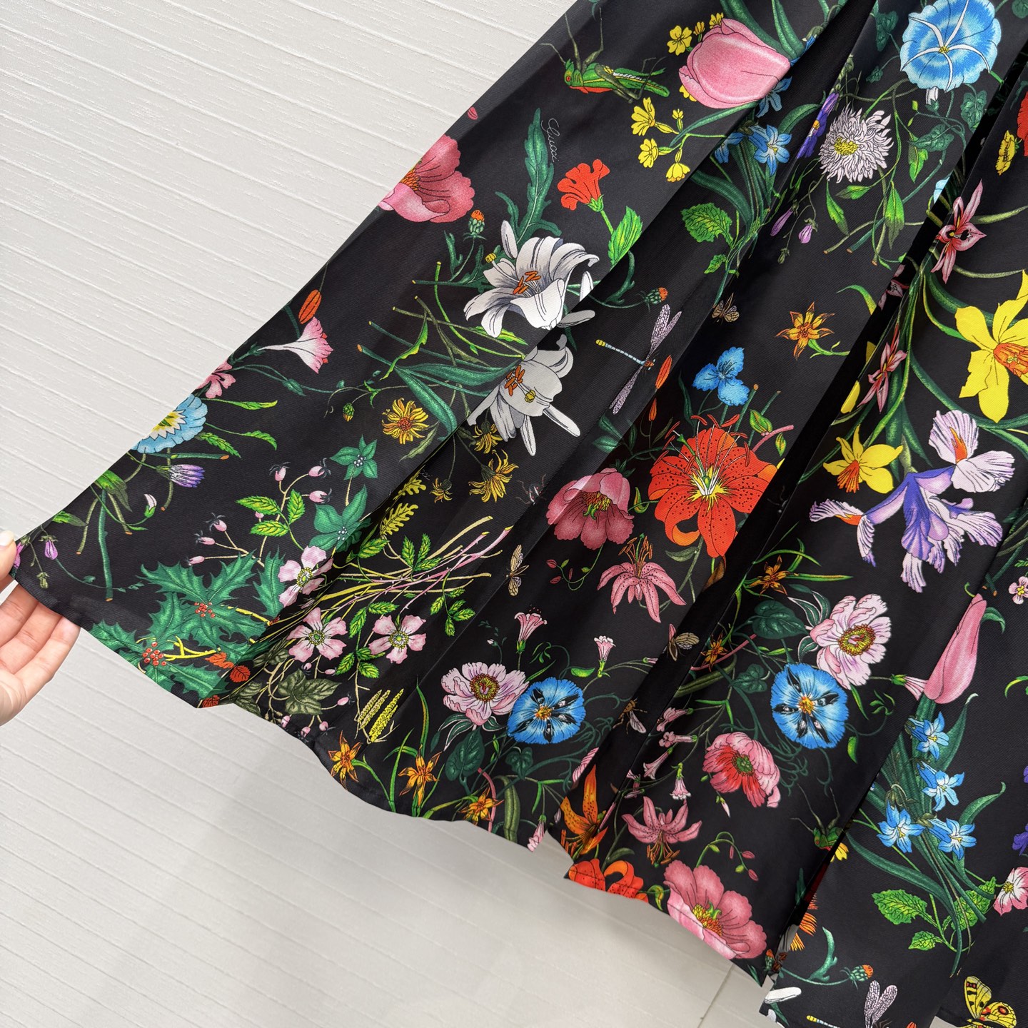 高端原单品质💕26春夏GG花㚏16姆米真丝压褶长半裙！100%真丝斜纹绸，鲜明个性白富美必备神器，压褶裙