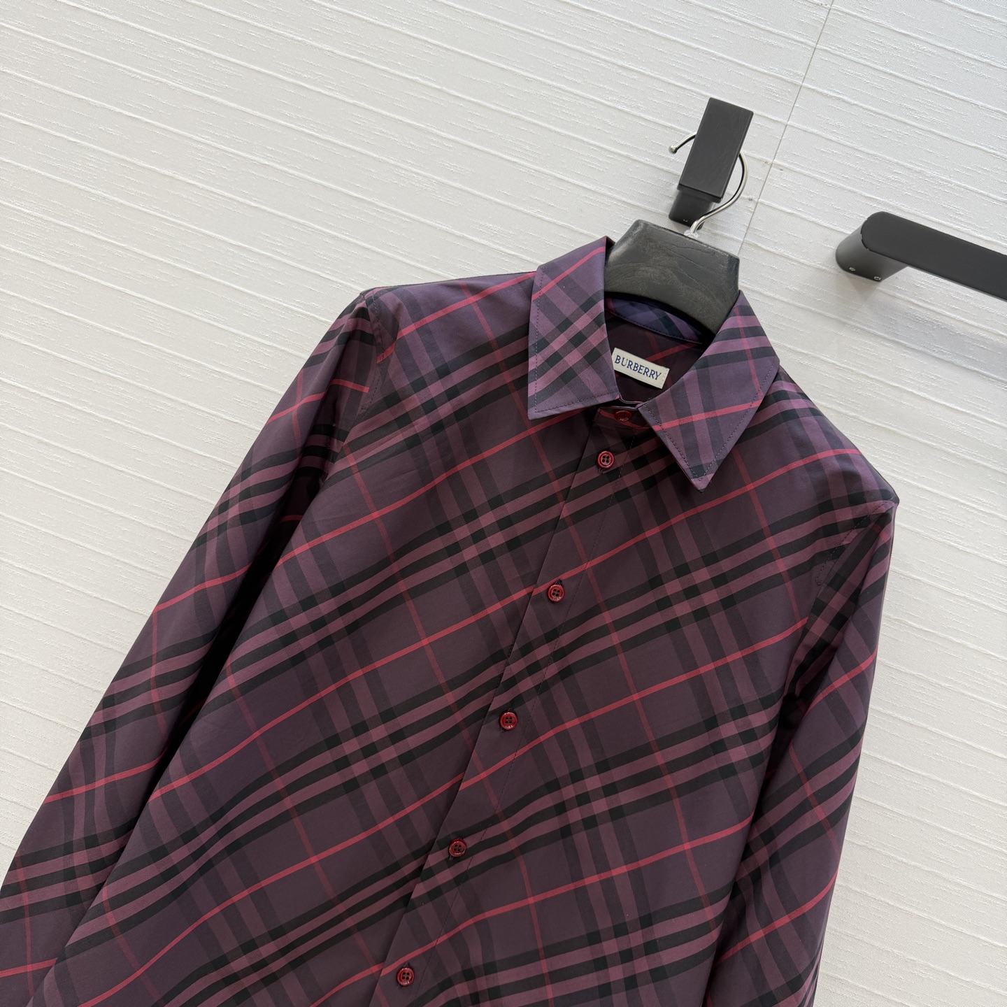 强烈推荐❤Bury*新品经典格纹衬衫，气质修身版型百搭不挑人。上身优雅帅气全新演绎英伦风！进口纯棉面料质