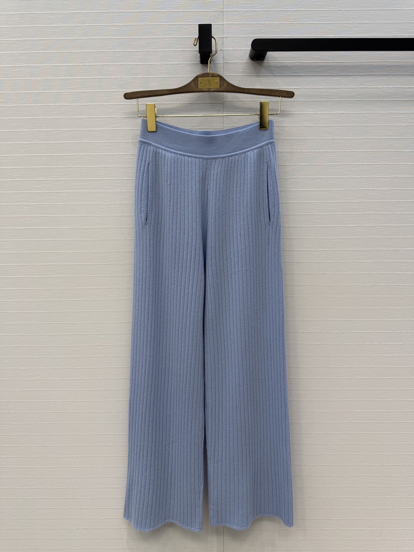 爆款推荐❤️ Lp高智感 老钱风穿搭羊绒针织休闲裤，瑞士机织坑条罗纹翻针工艺 直筒阔腿裤简洁大气！版型上