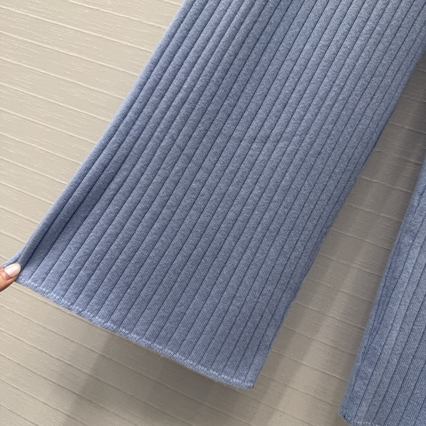 爆款推荐❤️ Lp高智感 老钱风穿搭羊绒针织休闲裤，瑞士机织坑条罗纹翻针工艺 直筒阔腿裤简洁大气！版型上