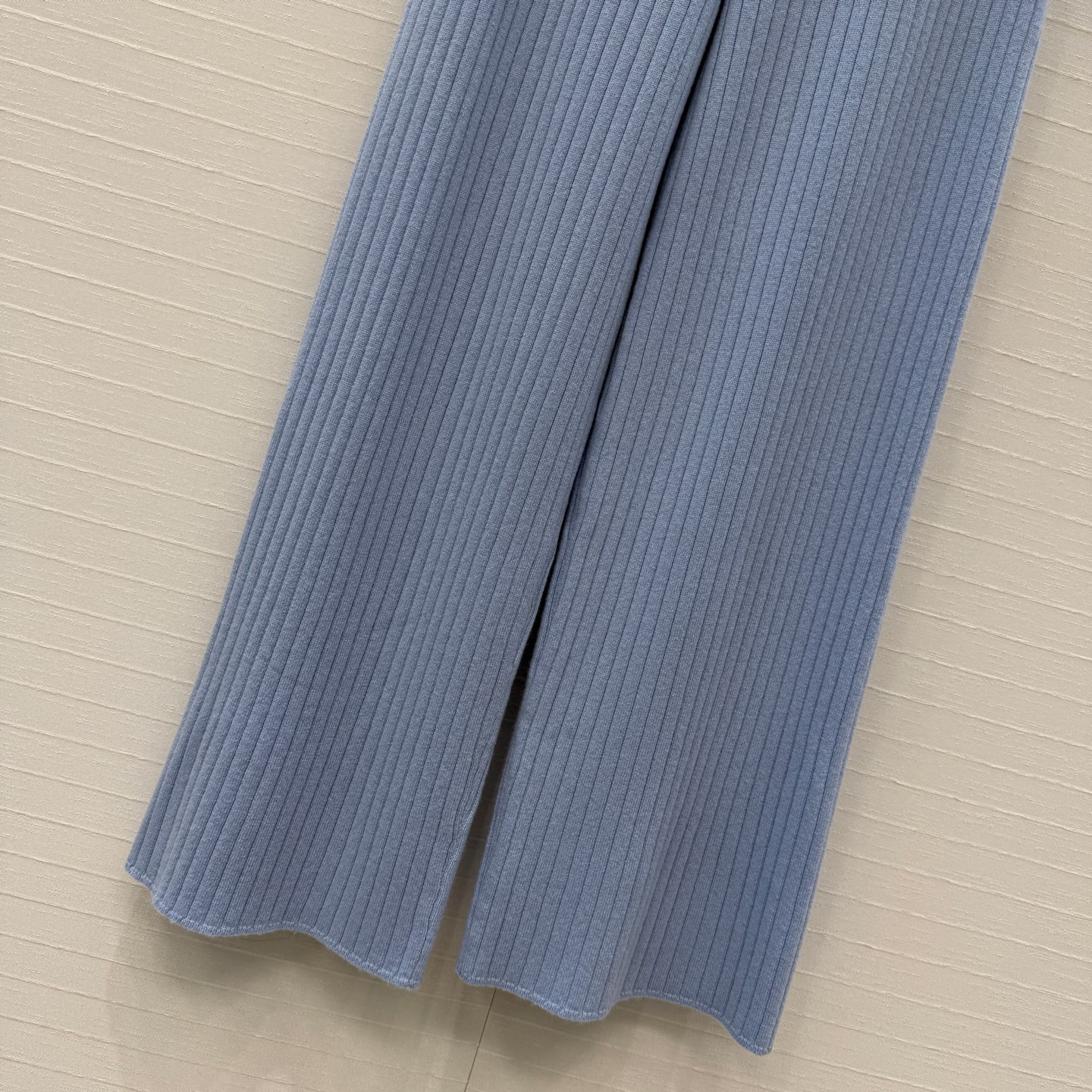 爆款推荐❤️ Lp高智感 老钱风穿搭羊绒针织休闲裤，瑞士机织坑条罗纹翻针工艺 直筒阔腿裤简洁大气！版型上