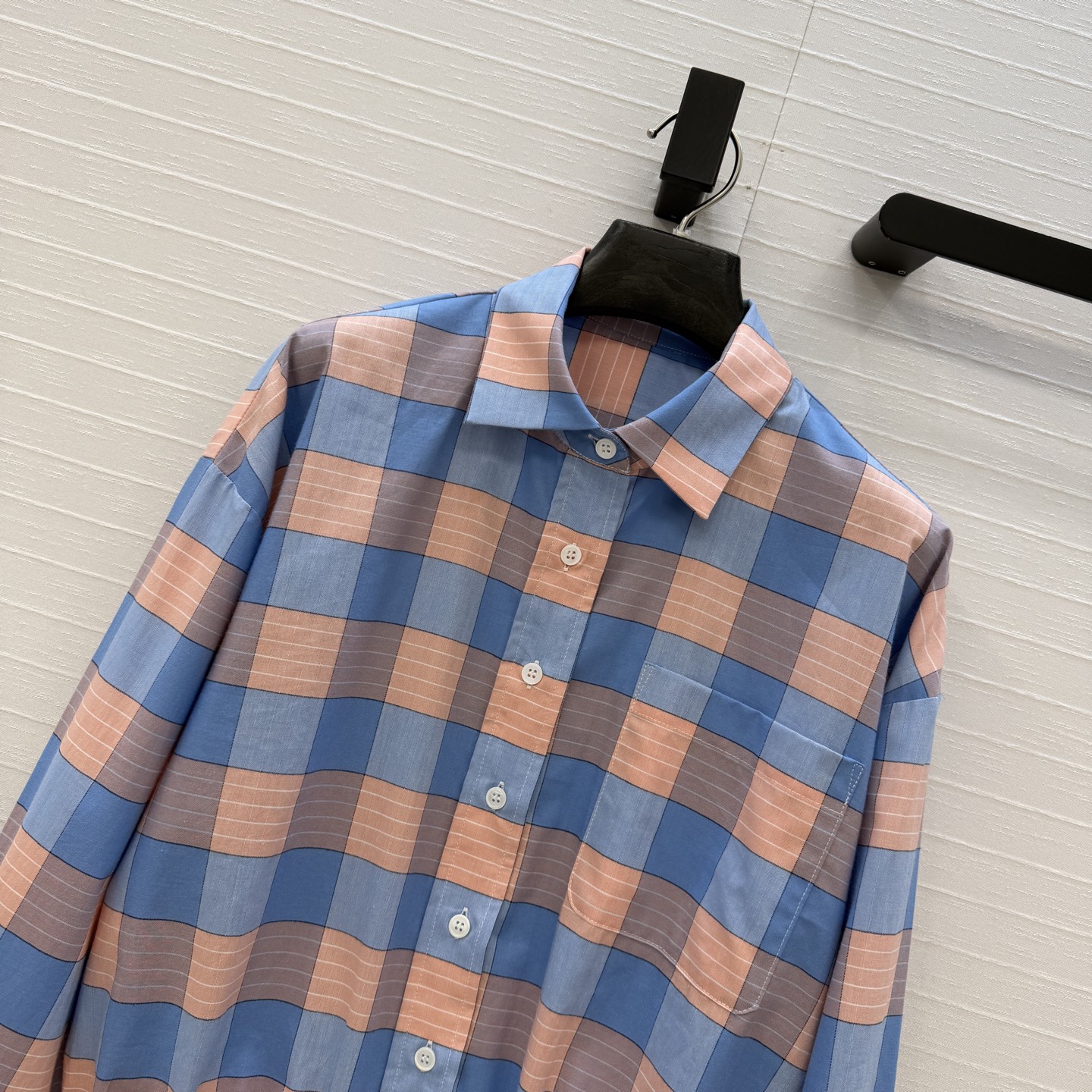 独家首发❤️Pr新品蓝粉格纹衬衫！清新复古的色系超美腻，气质宽松廓形设计松紧腰版型百搭不挑人！可甜可盐气