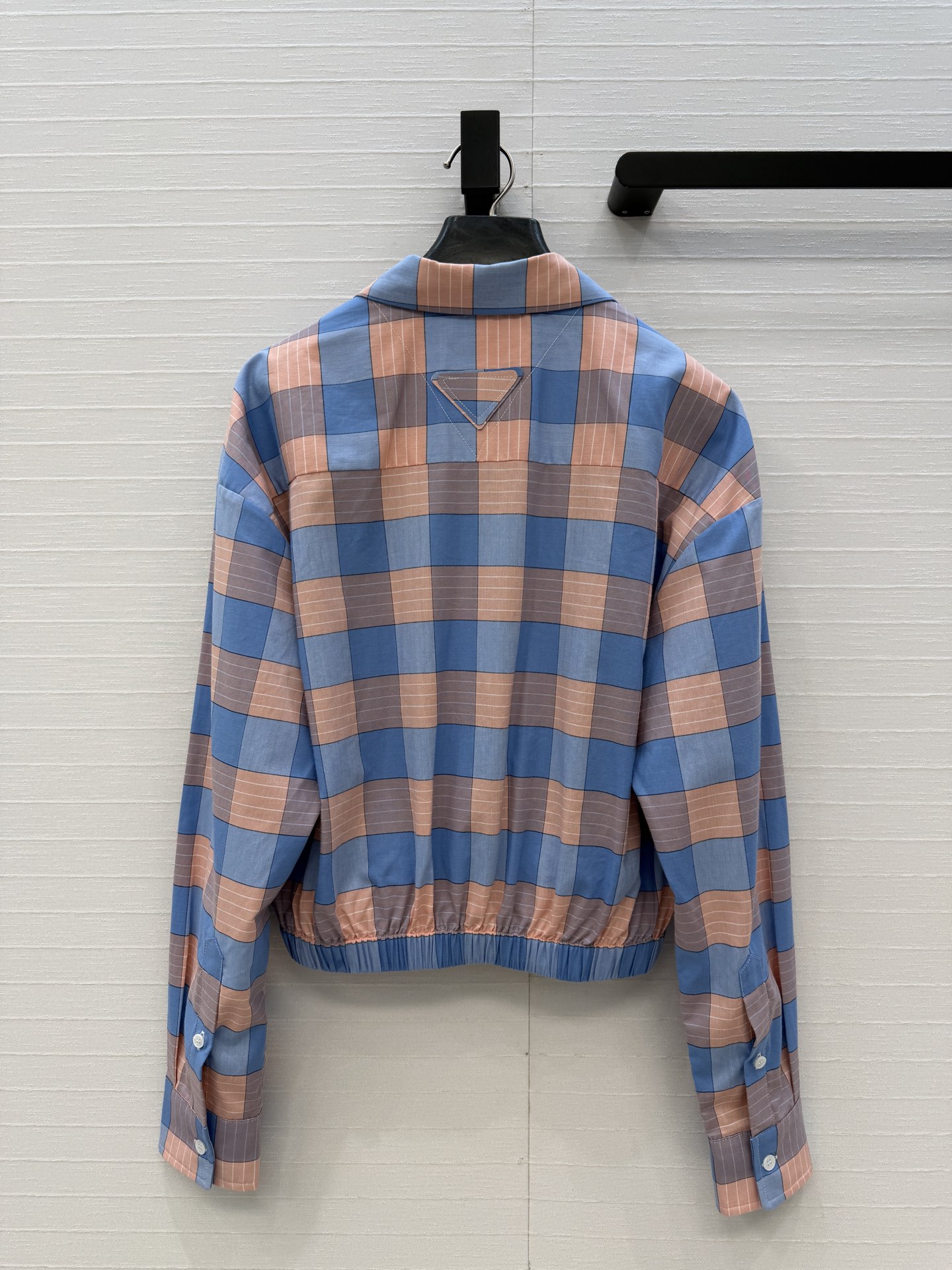 独家首发❤️Pr新品蓝粉格纹衬衫！清新复古的色系超美腻，气质宽松廓形设计松紧腰版型百搭不挑人！可甜可盐气