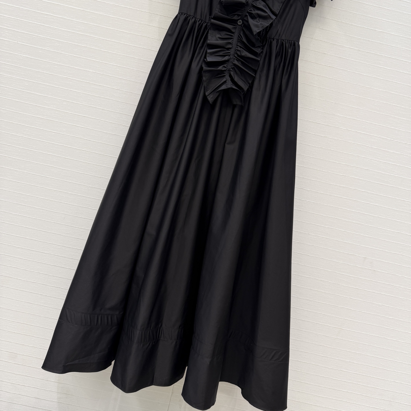 强烈推荐❤️Dio*新品飘带荷叶边立领长裙❤️定位褶皱花边工艺可拆卸多用途，复古宫廷风可甜可盐气质上身美