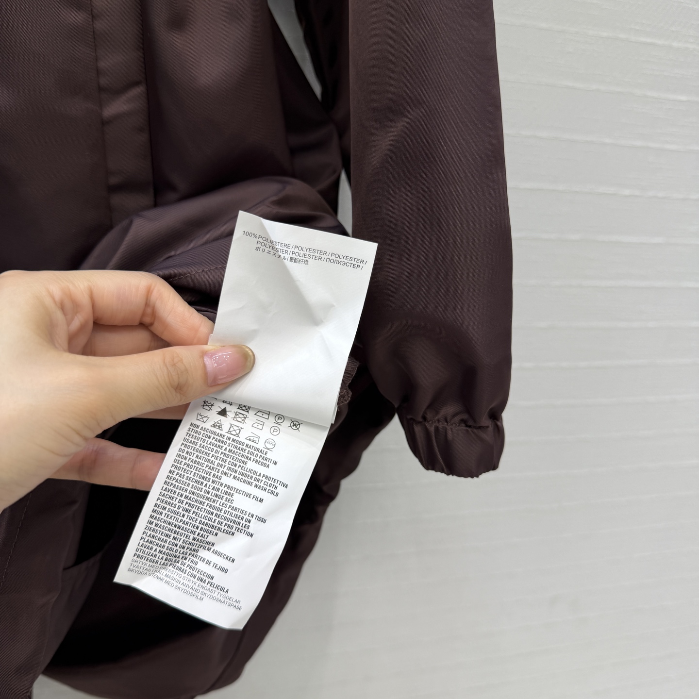 强烈推荐❤️PR新品尼龙拉链单排扣长款外套！宽松版型抽绳收腰可调节设计。可甜可盐减龄时髦又帅气！经典不挑