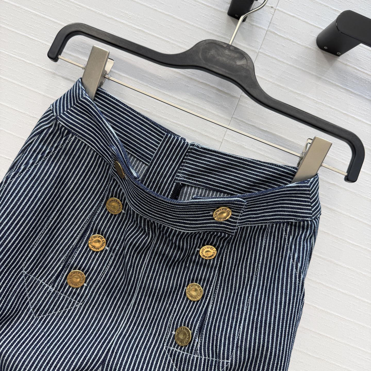 爆单推荐❤️Zm*26早春新品 双排扣条纹长裤，复古金属扣装饰，高腰阔腿裤设计显腿长版型不挑人随性优雅又