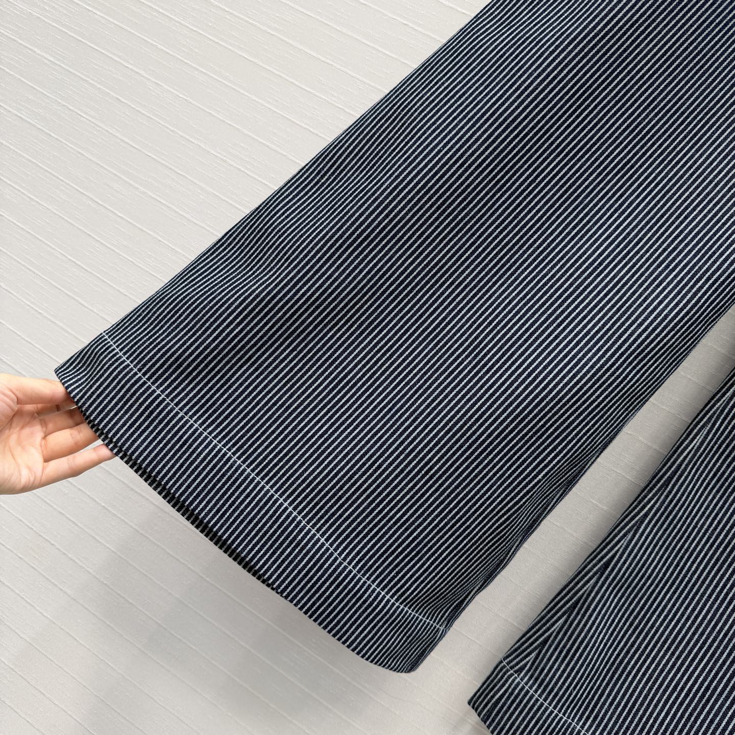 爆单推荐❤️Zm*26早春新品 双排扣条纹长裤，复古金属扣装饰，高腰阔腿裤设计显腿长版型不挑人随性优雅又