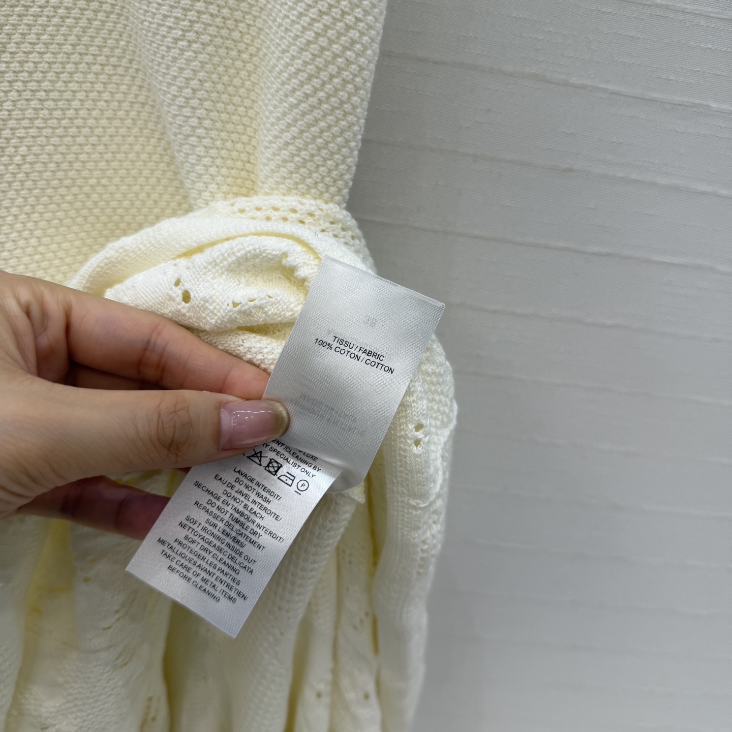 强烈推荐❤️Alai* Skater 棉质蕾丝针织背心裙，俏皮优雅公主风。简约优雅修身剪裁超显身材曲线！