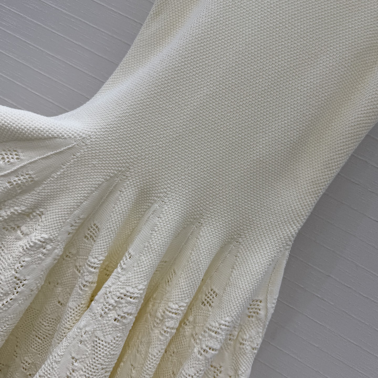 强烈推荐❤️Alai* Skater 棉质蕾丝针织背心裙，俏皮优雅公主风。简约优雅修身剪裁超显身材曲线！