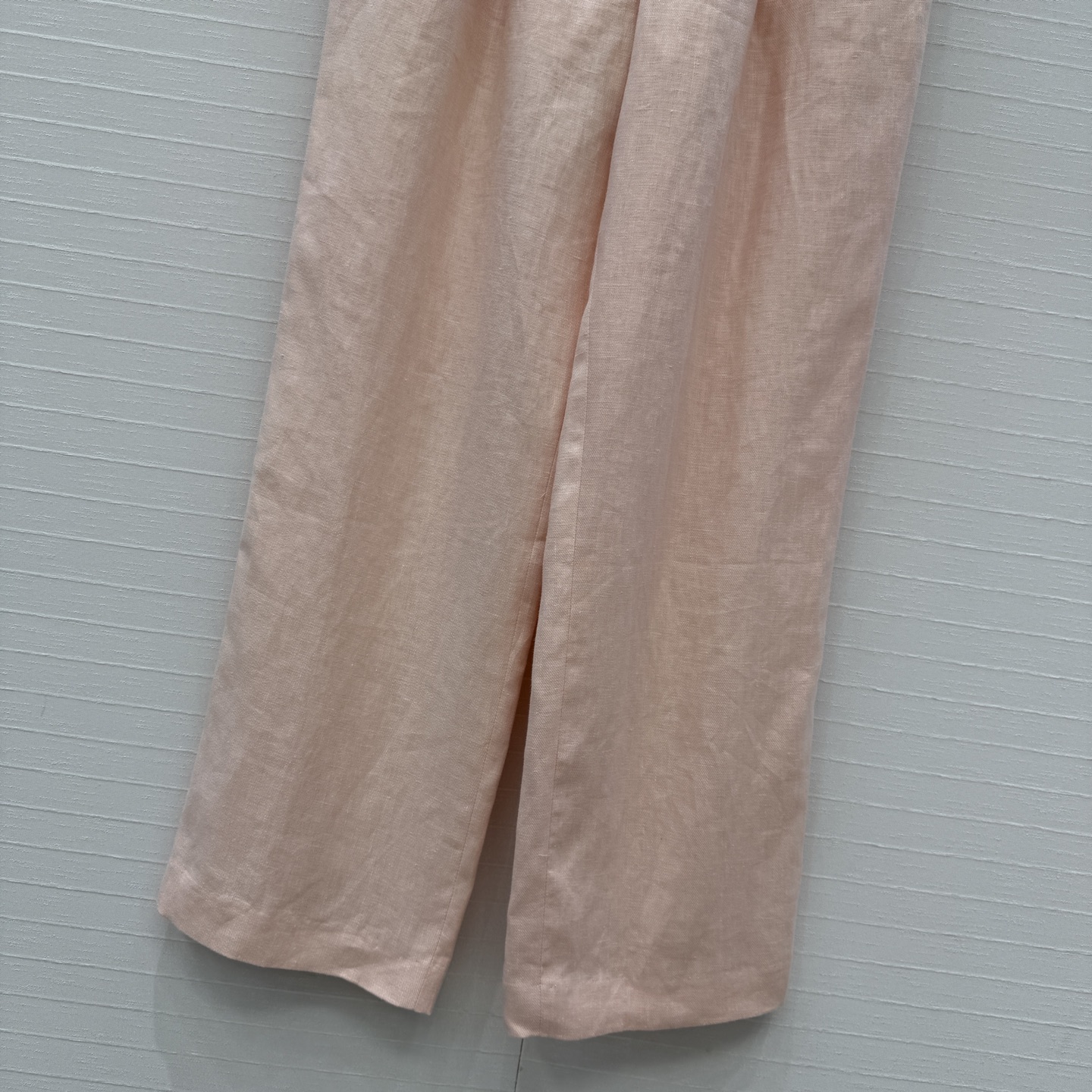 高端原单品质❤️26春款上新Lp高智感穿搭！老钱风氛围感Rodge优雅褶裥长裤。定制baby粉进口亚麻面