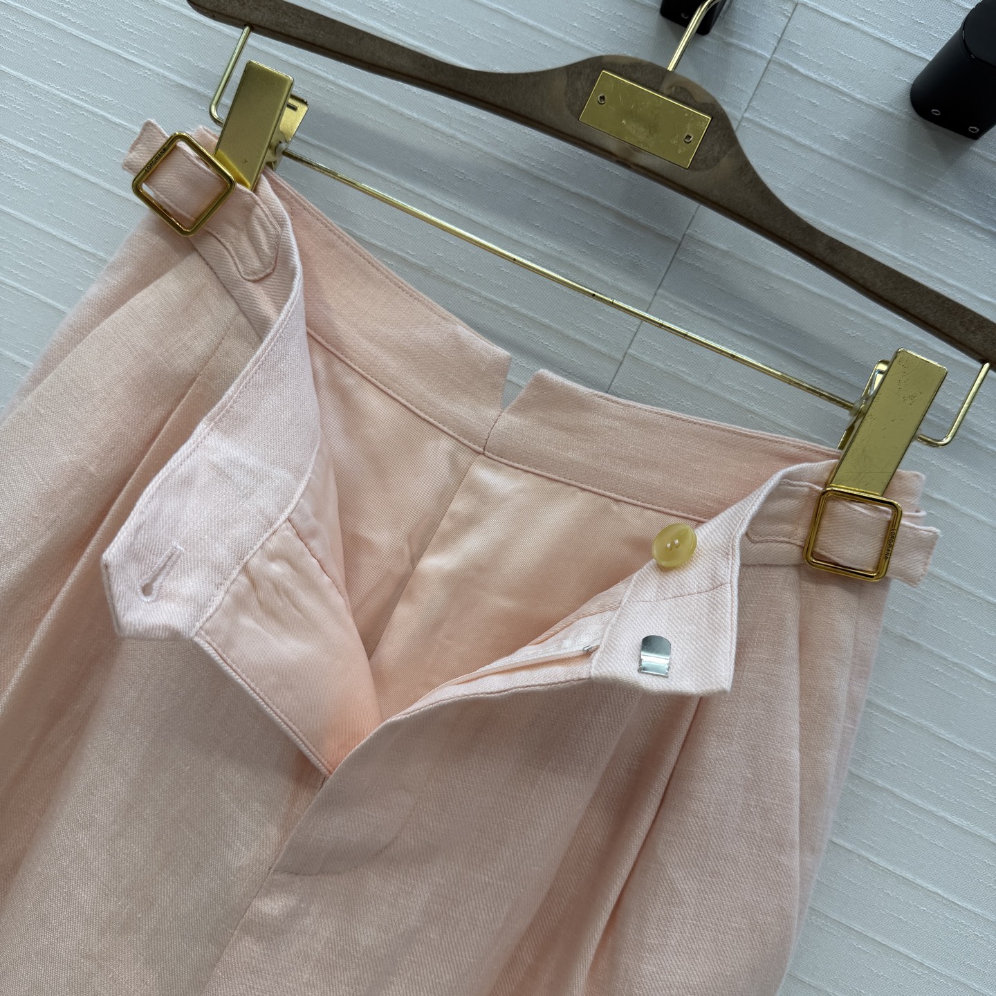 高端原单品质❤️26春款上新Lp高智感穿搭！老钱风氛围感Rodge优雅褶裥长裤。定制baby粉进口亚麻面