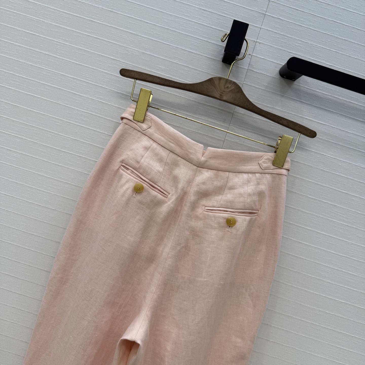 高端原单品质❤️26春款上新Lp高智感穿搭！老钱风氛围感Rodge优雅褶裥长裤。定制baby粉进口亚麻面